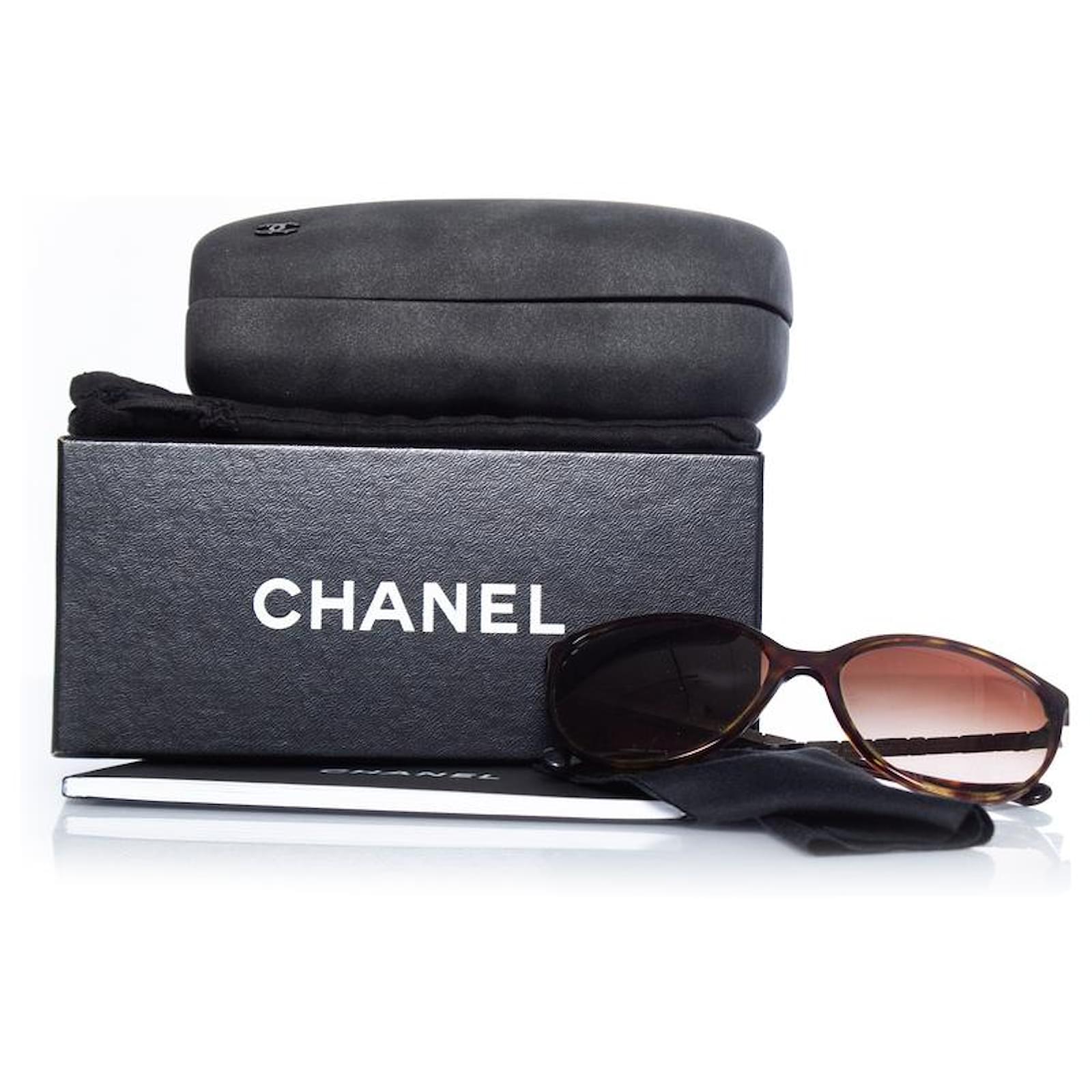 Chanel, brown cat eye sunglasses ref.1003755 - Joli Closet