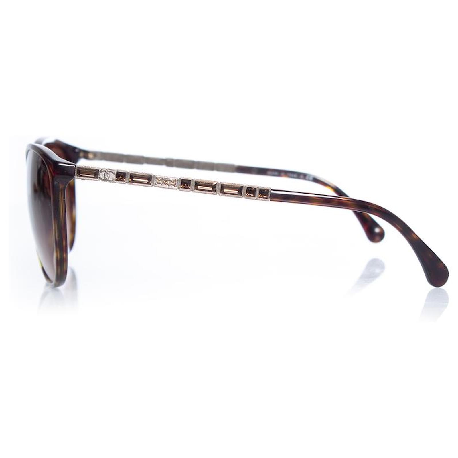 Chanel, brown cat eye sunglasses ref.1003755 - Joli Closet