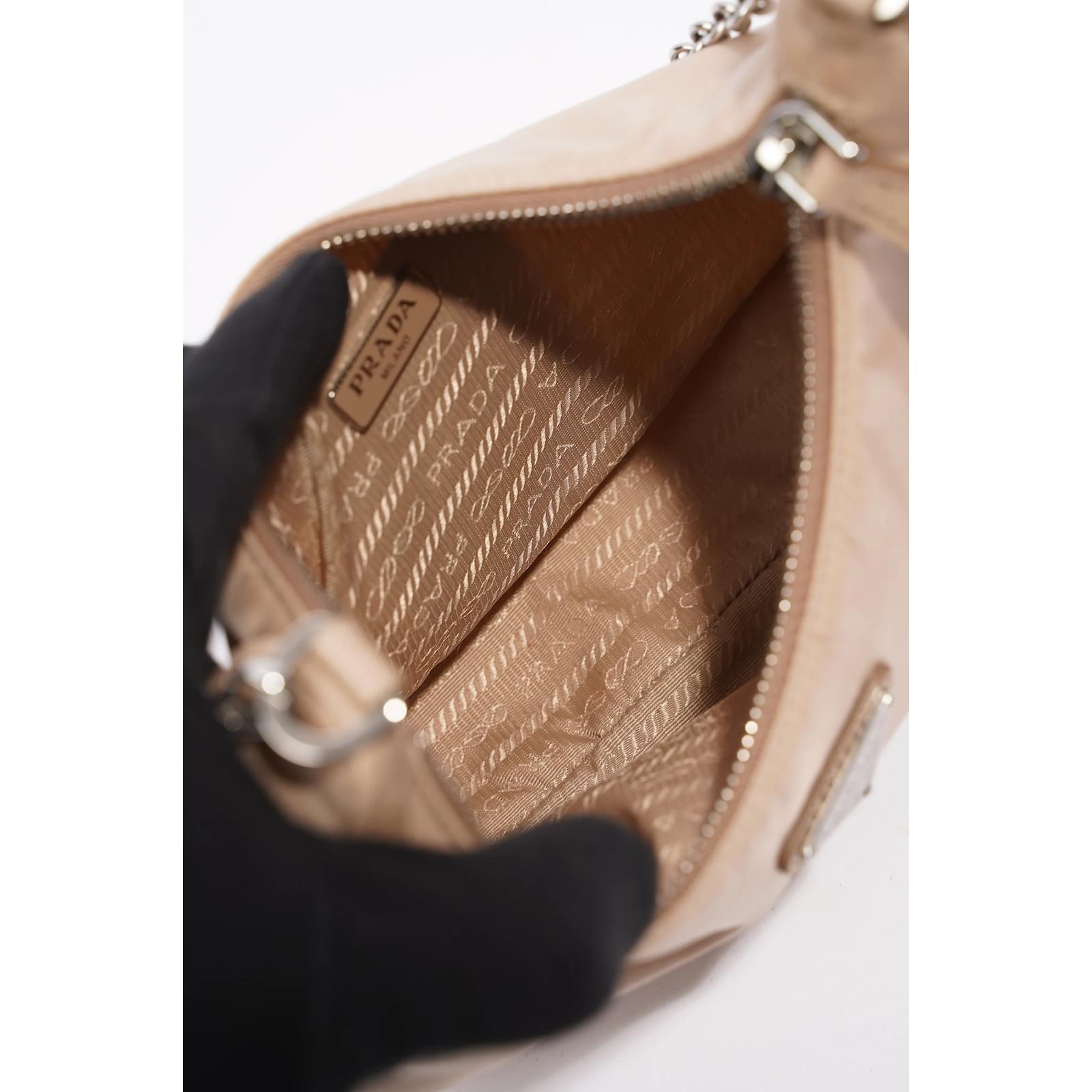 Prada Re-Edition 2005 Bag Beige Nylon Cloth ref.1005624 - Joli Closet