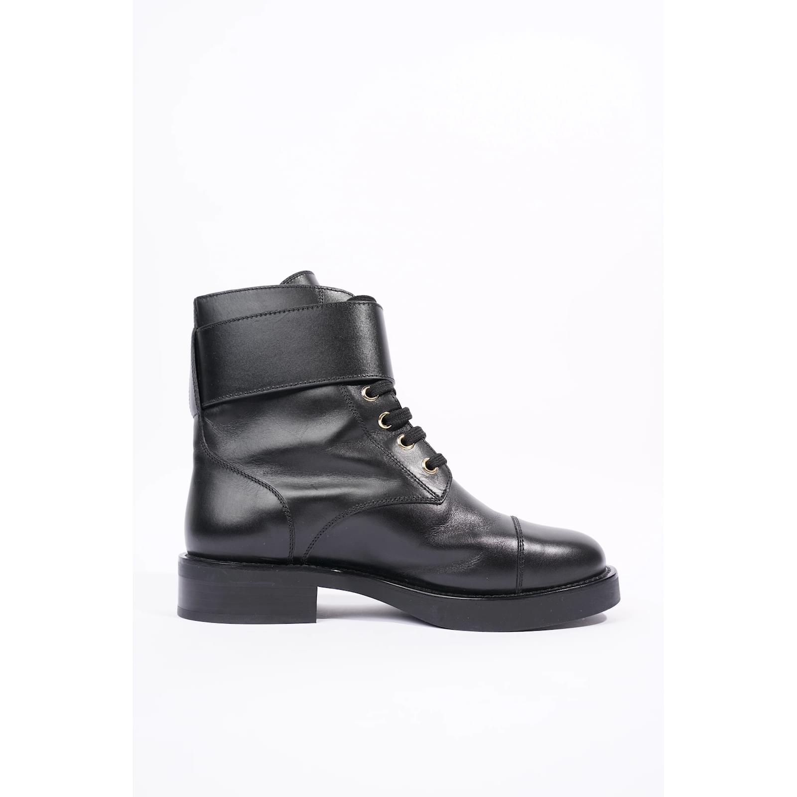 Wonderland leather lace up boots Louis Vuitton Black size 36 EU in
