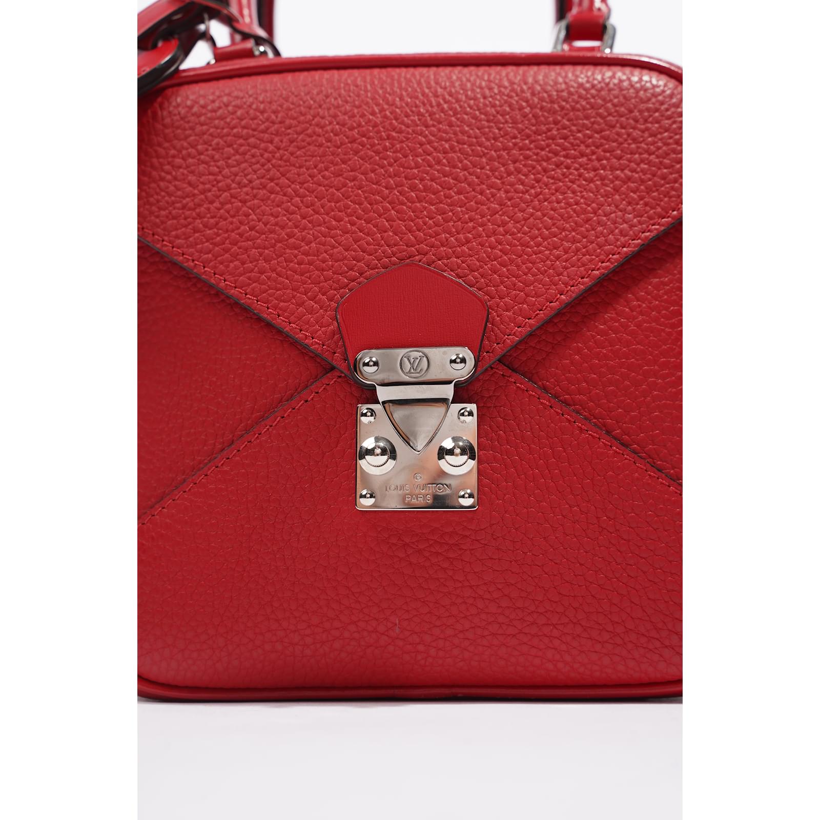 Louis Vuitton Neo Square Red Leather ref.1006108 - Joli Closet