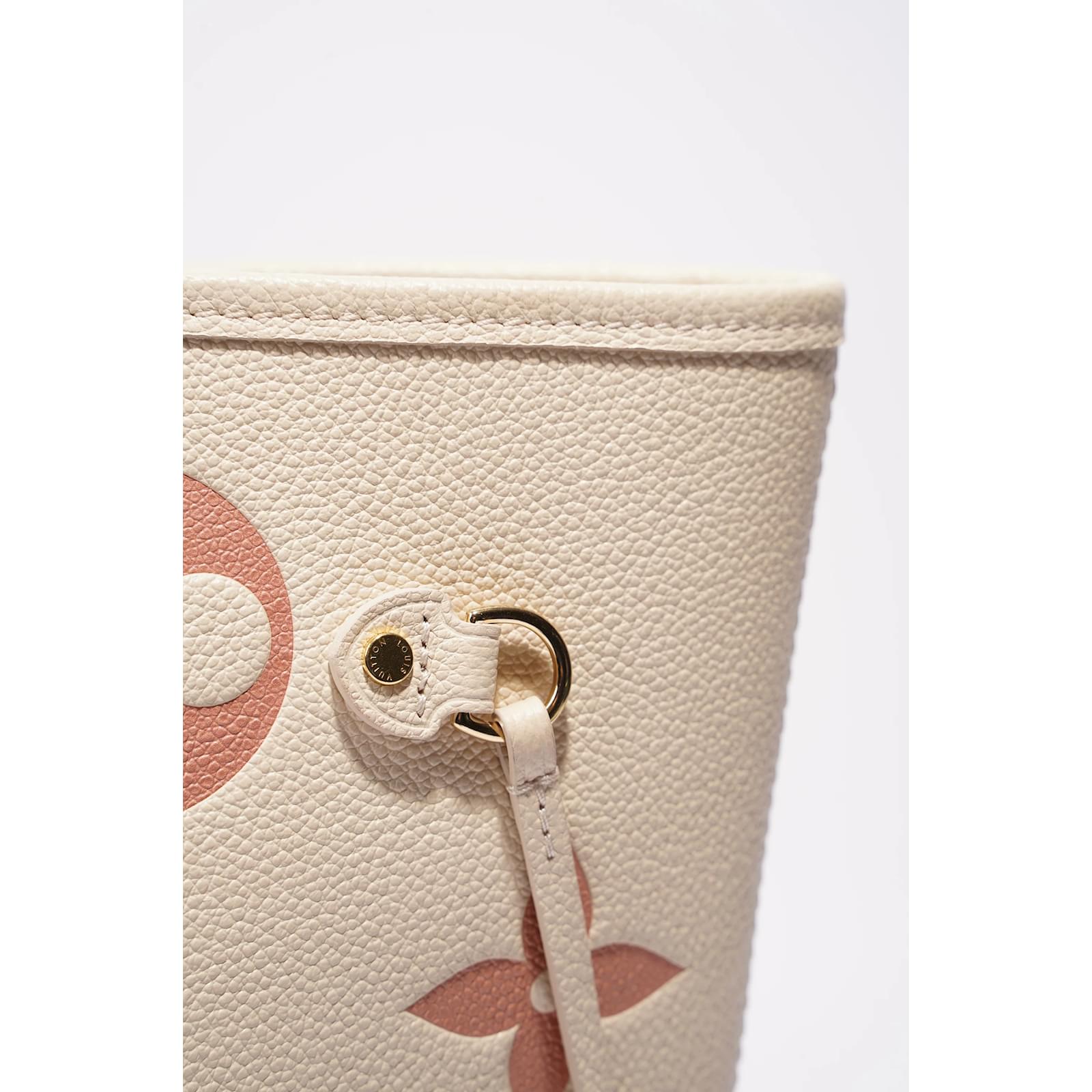 Louis Vuitton Neverfull Cream / Rose Empreinte Leather MM ref.1006157 -  Joli Closet