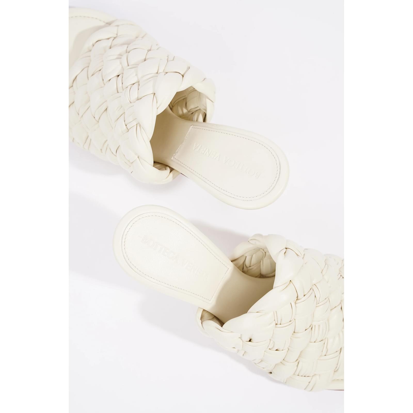 ボッテガヴェネタ Bottega Veneta Dot Wave Sandals Bottega Veneta – Dot Wave Sandal White | Carla Saint-Barth
