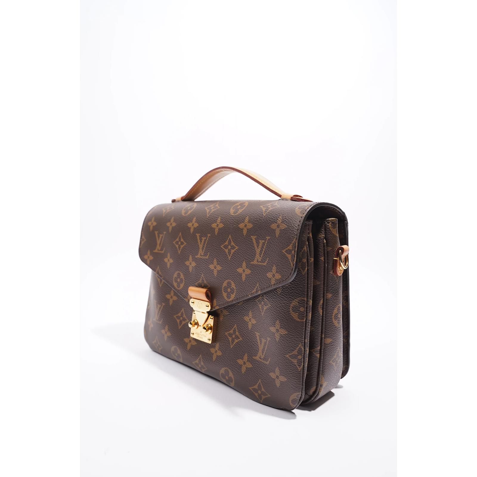 Louis Vuitton Pochette Metis Bag Monogram Canvas Cloth ref.1006651 - Joli  Closet