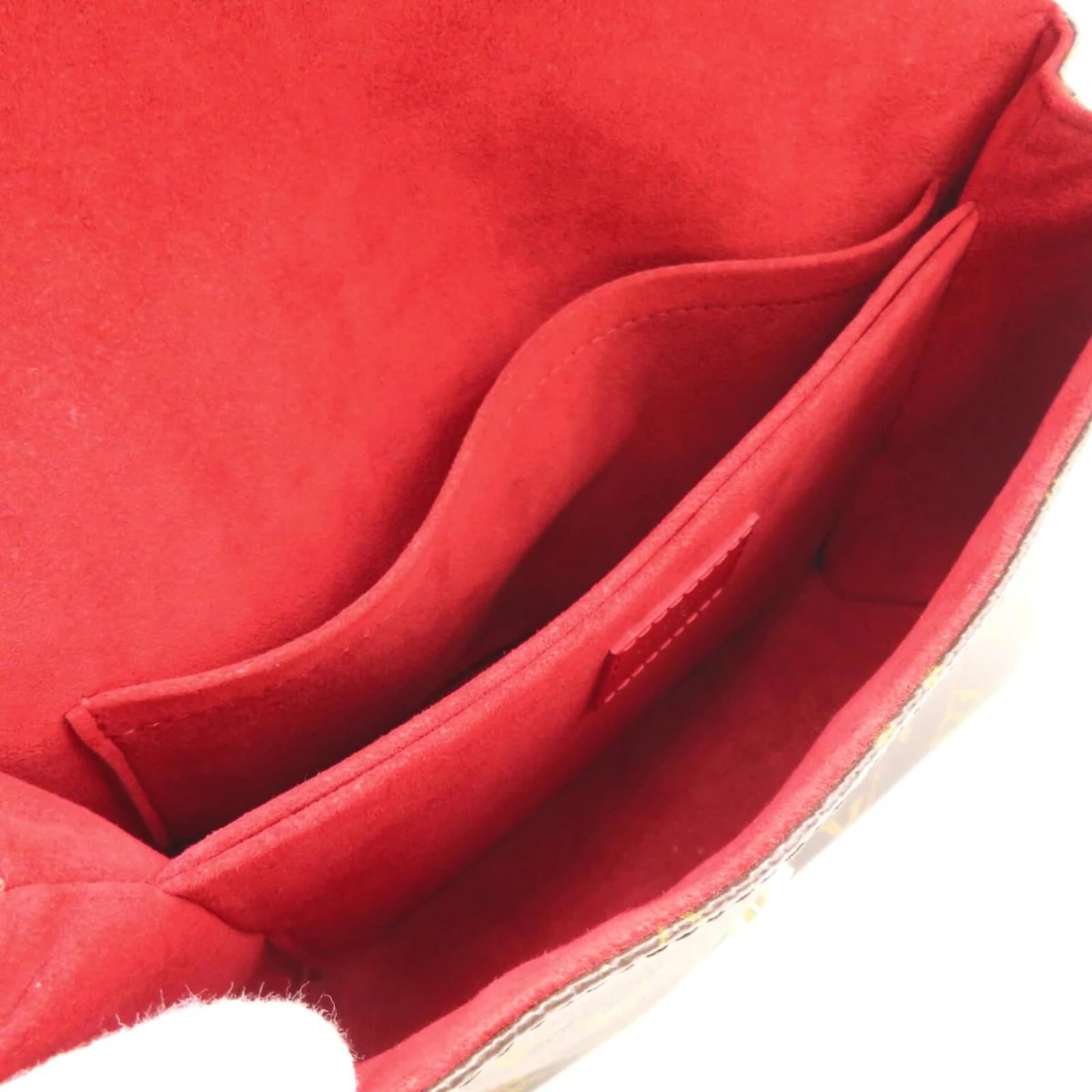 Louis Vuitton Epi Monogram Saint Michel M44031 Red Cloth ref.1006775 - Joli  Closet