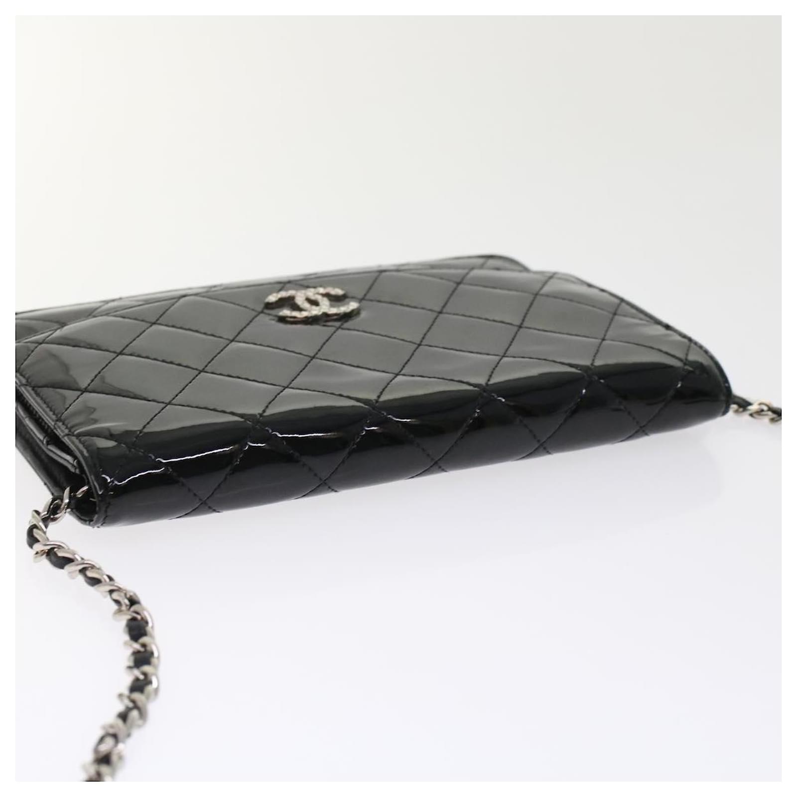 Chanel brilliant discount wallet on chain