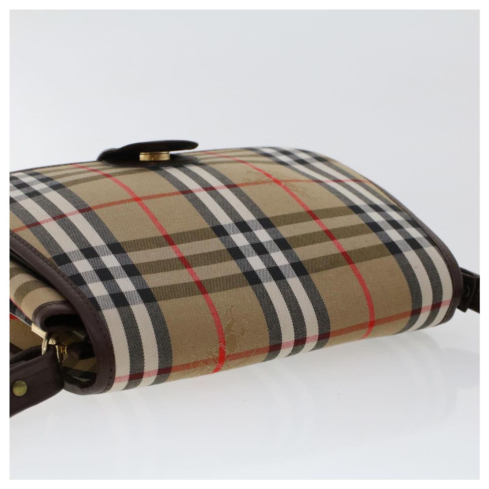 BURBERRY Beige Cloth ref.1007202 - Joli Closet