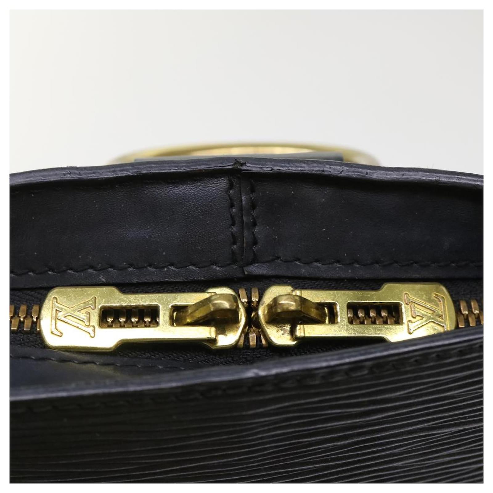 LOUIS VUITTON Epi Gobelins Backpack Black M52292 LV Auth 48435 Leather  ref.1007634 - Joli Closet