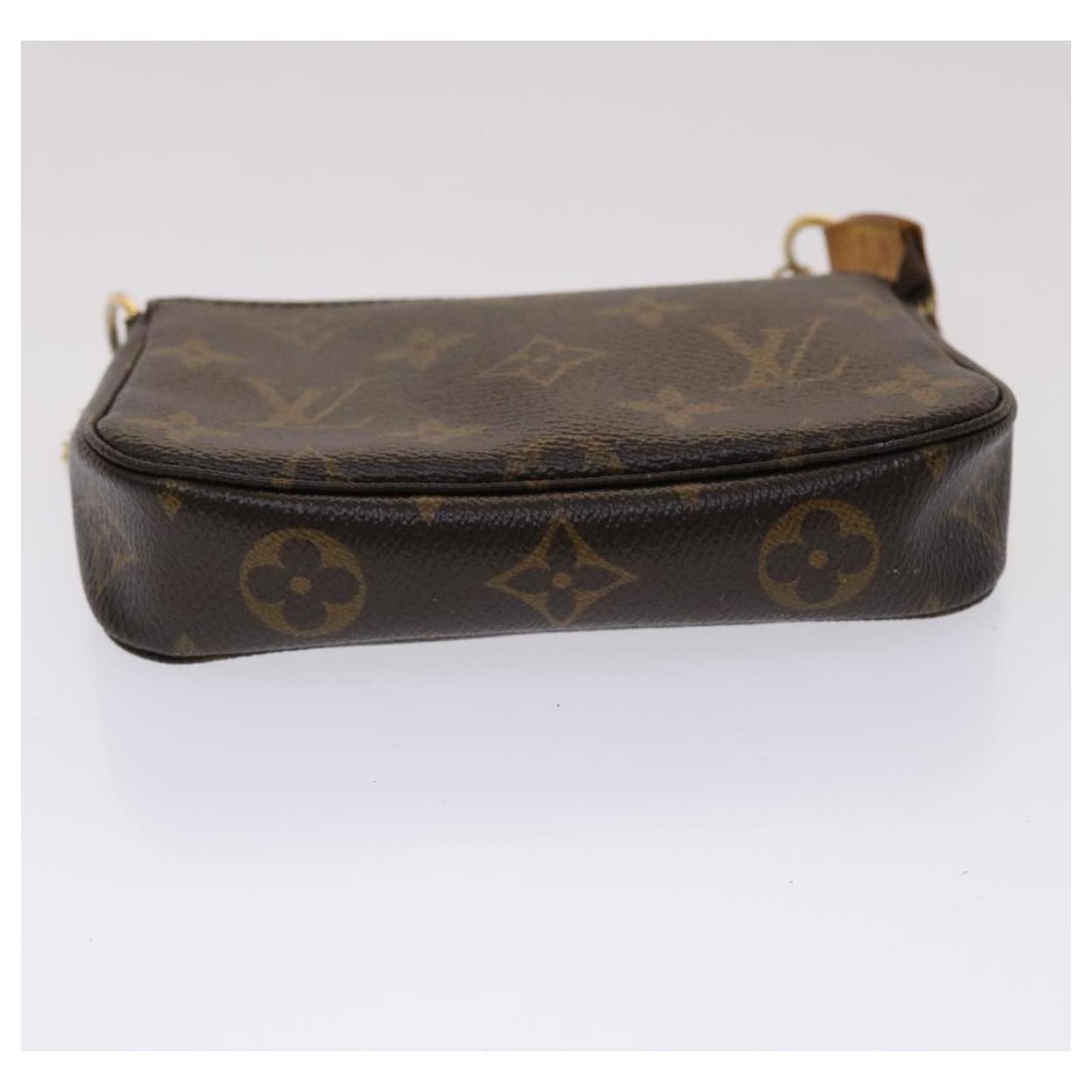 LOUIS VUITTON Monogram Mini Pochette Accessoires Pouch M58009 LV Auth  yk6889B