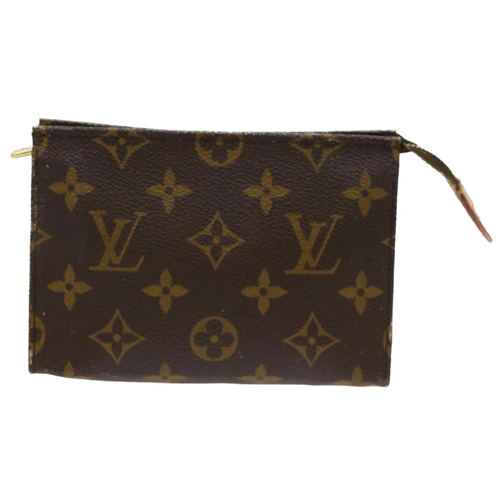 Louis Vuitton, Bags, Louis Vuitton Toiletry Pouch 5 Monogram M47546