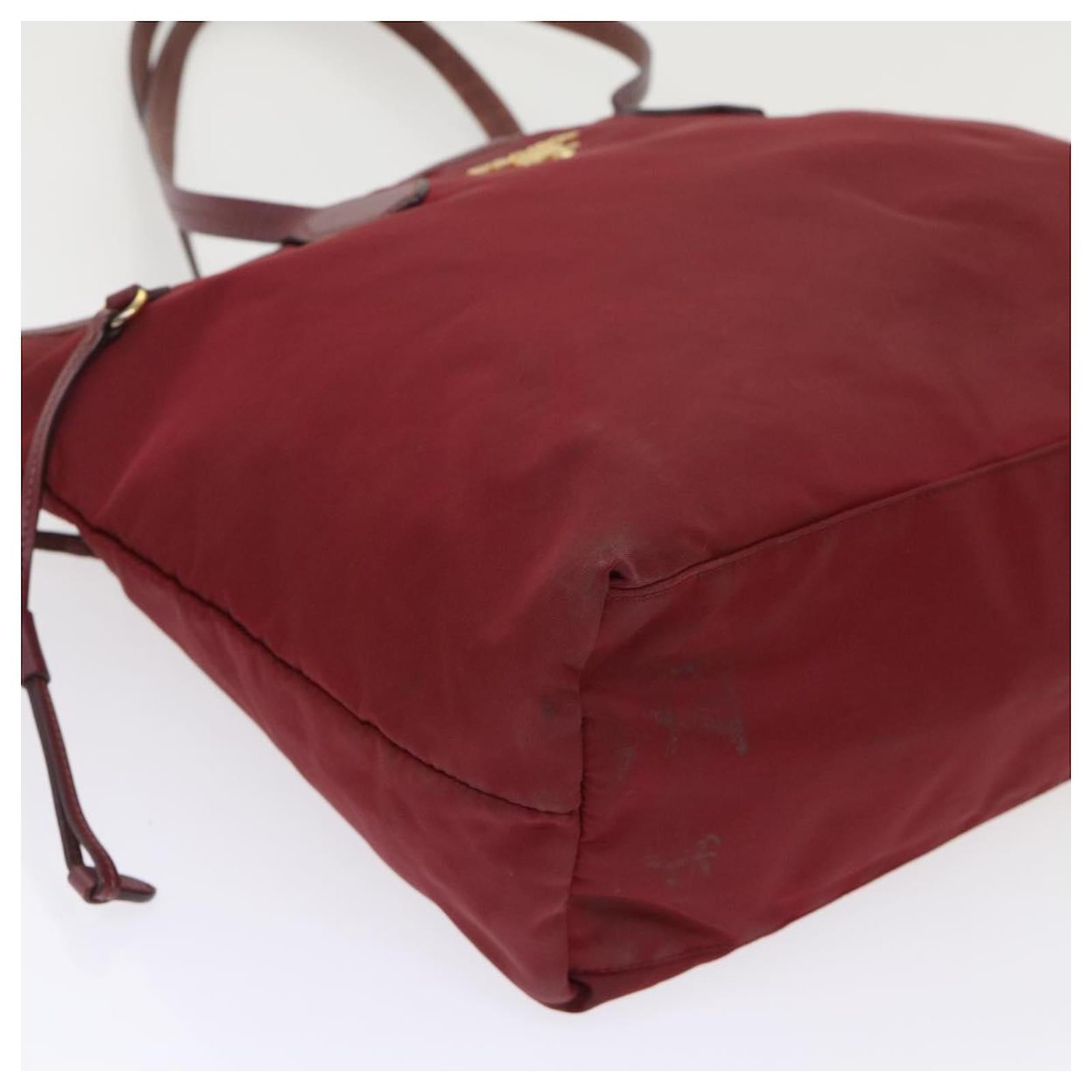 PRADA Tote Bag Nylon Wine Red Auth 48458 ref.1009826 - Joli Closet