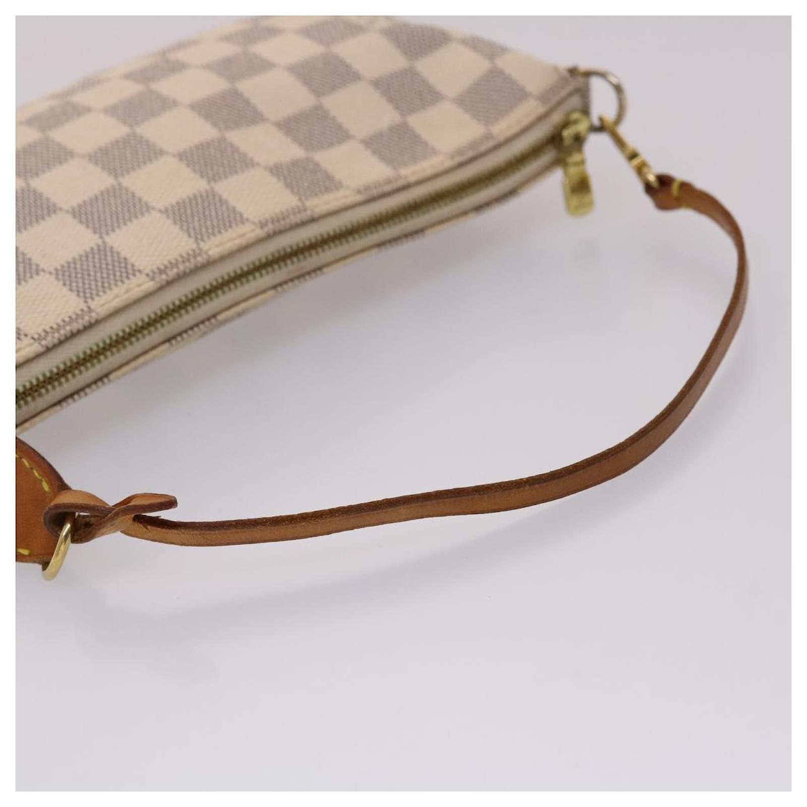 Louis Vuitton Pochette Accessoires Damier Azur Canvas – l'Étoile de Saint  Honoré