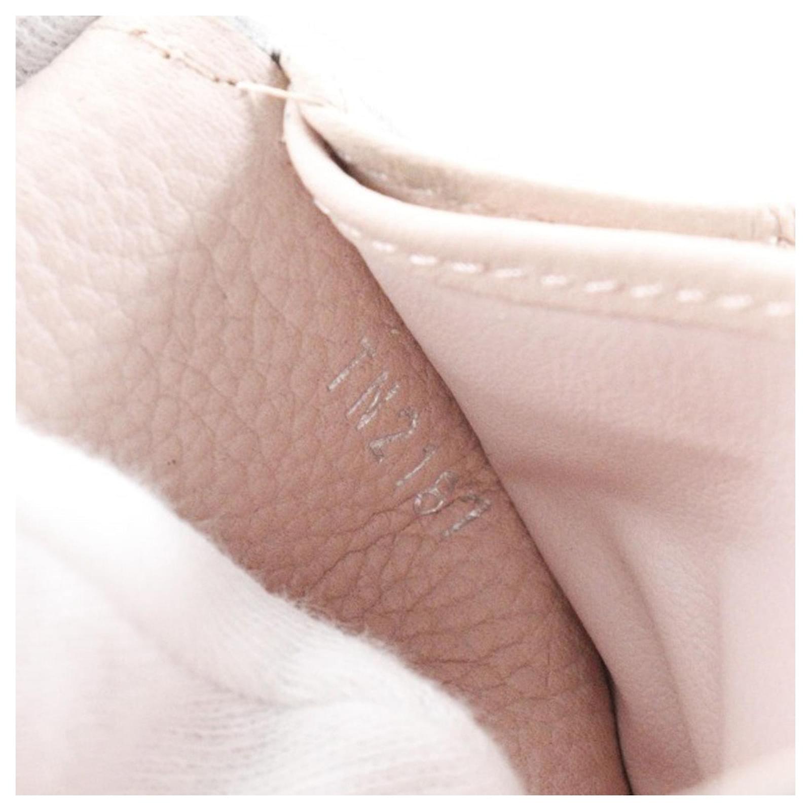 Louis Vuitton Iris Pink Leather ref.1009301 - Joli Closet