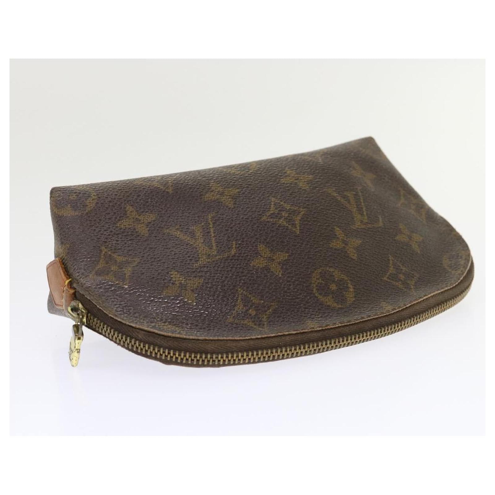 LOUIS VUITTON Monogram Pochette Cosmetic PM Cosmetic Pouch M47515 LV Auth  46585 Cloth ref.975819 - Joli Closet