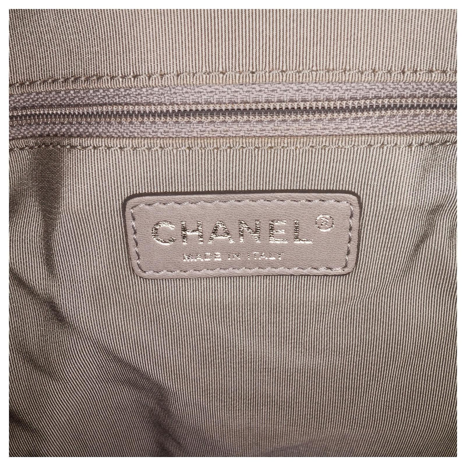 Chanel Red Ultra Stitch Bowler Bag Leather ref.977312 - Joli Closet