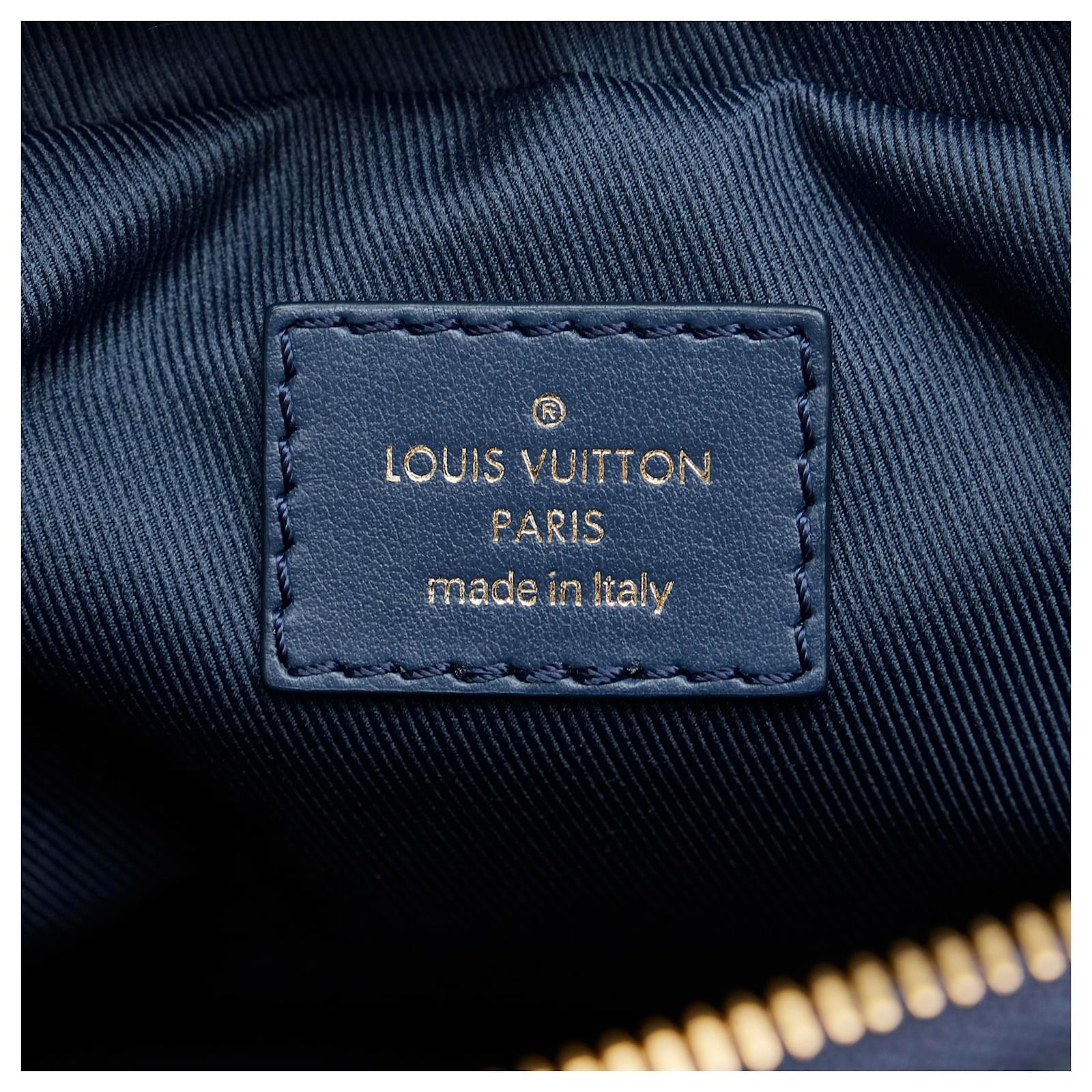 Louis Vuitton Blue Monogram Denim Outdoor Bumbag Cloth ref.978278 - Joli  Closet