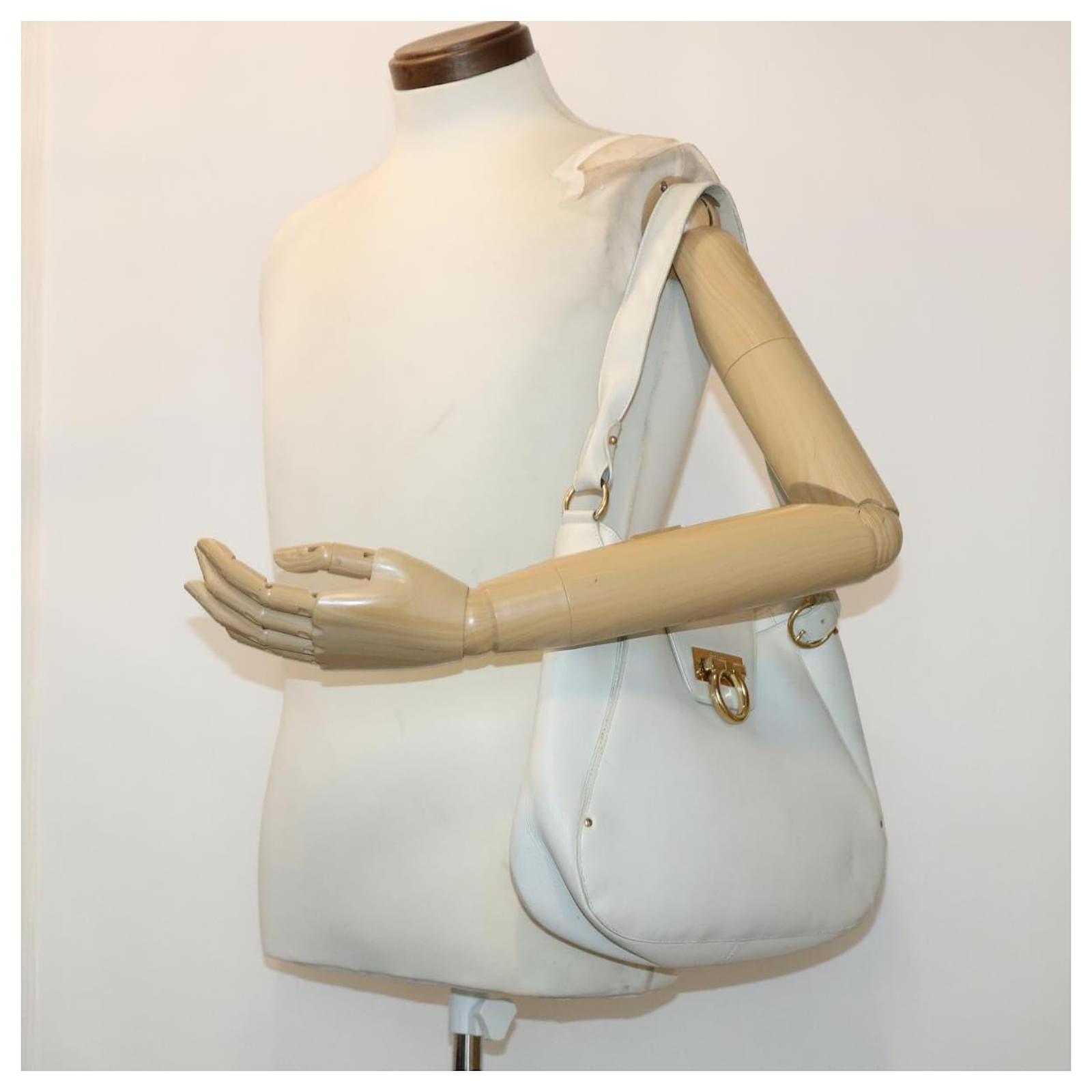 バッグ Salvatore Ferragamo Shoulder Sue de Bag Salvatore Ferragamo Shoulder Sue de Bag - メルカリ