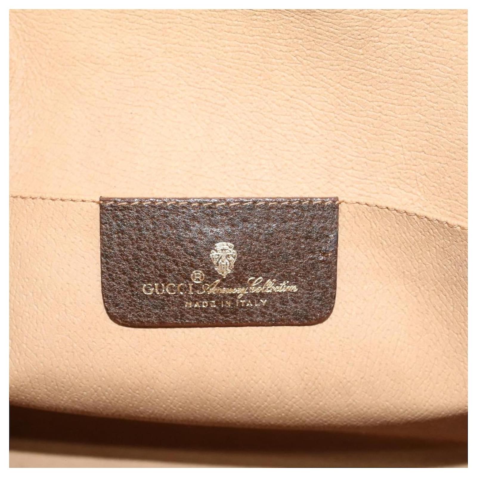 Gucci Petite Malle Bag