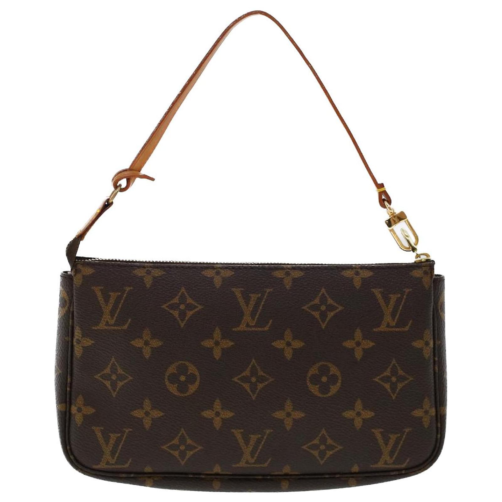 Louis Vuitton Monogram Reverse Lipstick Case Cosmetic Pouch Mp2407