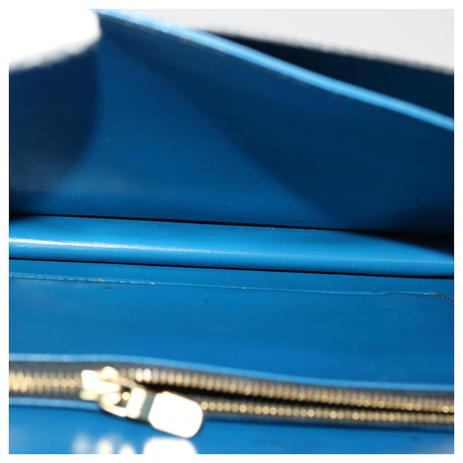 LOUIS VUITTON Epi Osh Shoulder Bag Black Blue M52445 LV Auth 46435 Leather  ref.979484 - Joli Closet