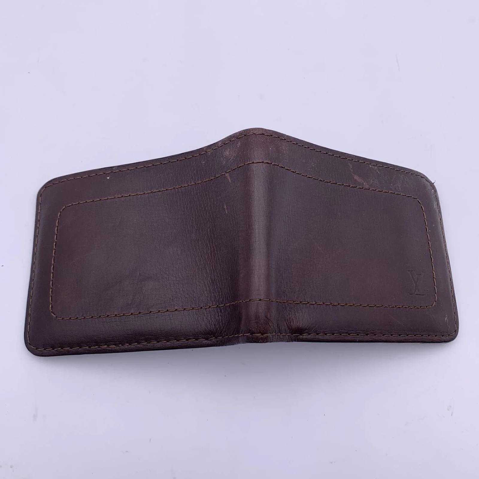 Louis Vuitton Brown Leather Utah Men Bifold Wallet ref.868290 - Joli Closet