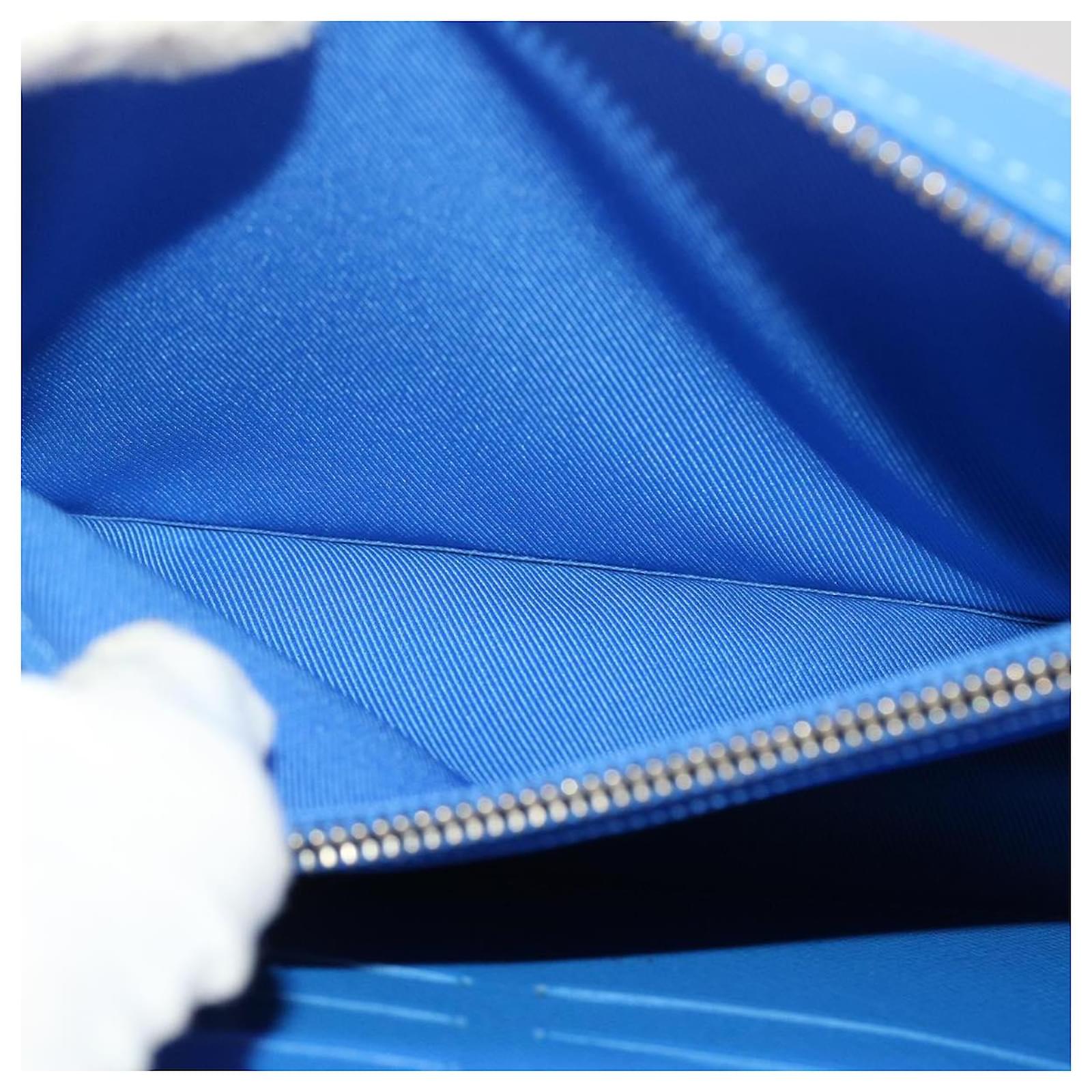 LOUIS VUITTON Monogram Clouds Soft Trunk Wallet Shoulder Bag M45432 auth  47398a White Light blue ref.982500 - Joli Closet