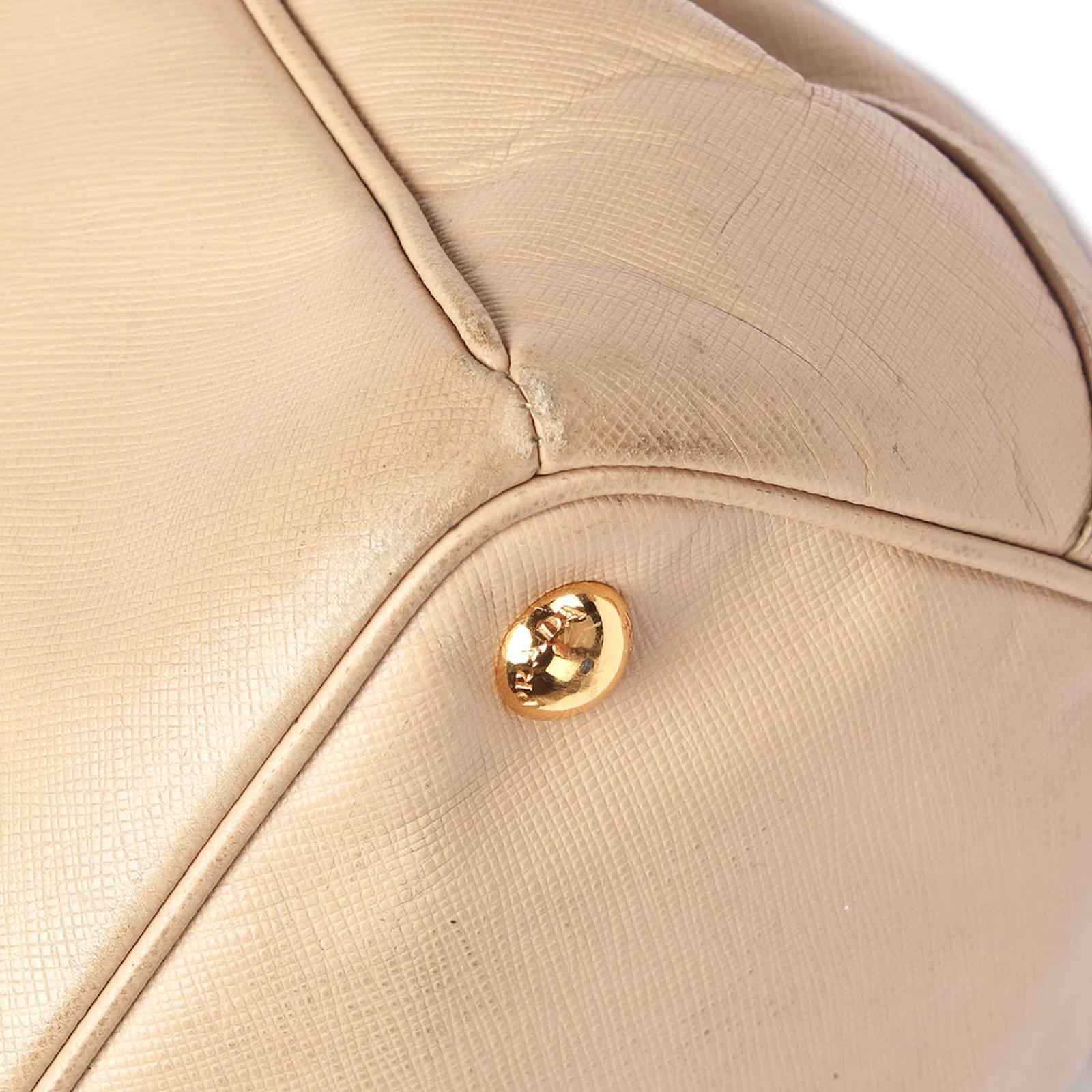 Prada Saffiano Galleria lined Zip Bag Beige Leather Pony-style
