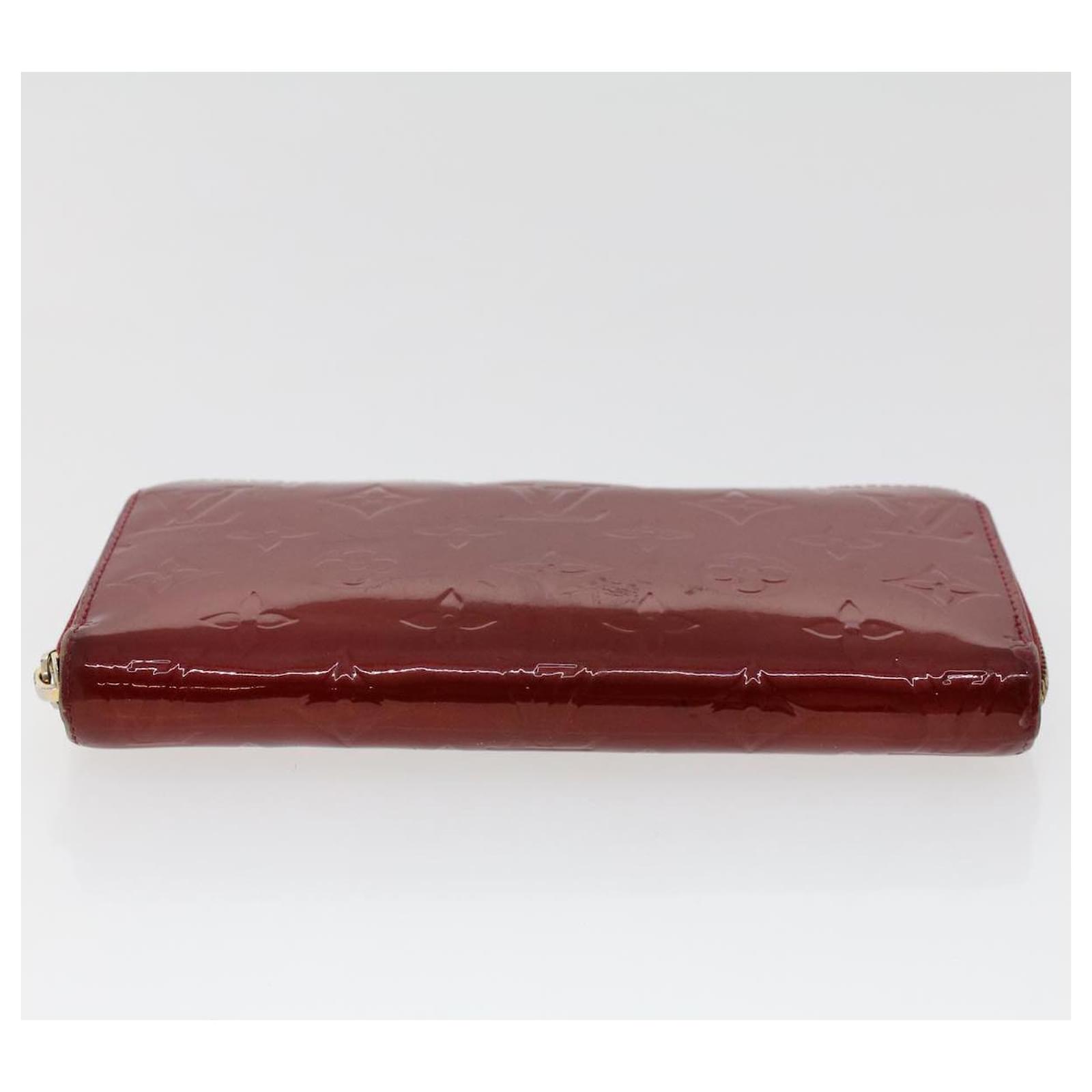 LOUIS VUITTON Monogram Vernis Zippy Wallet Rouge Grunadine M93058 LV Auth  47416 Patent leather ref.987317 - Joli Closet