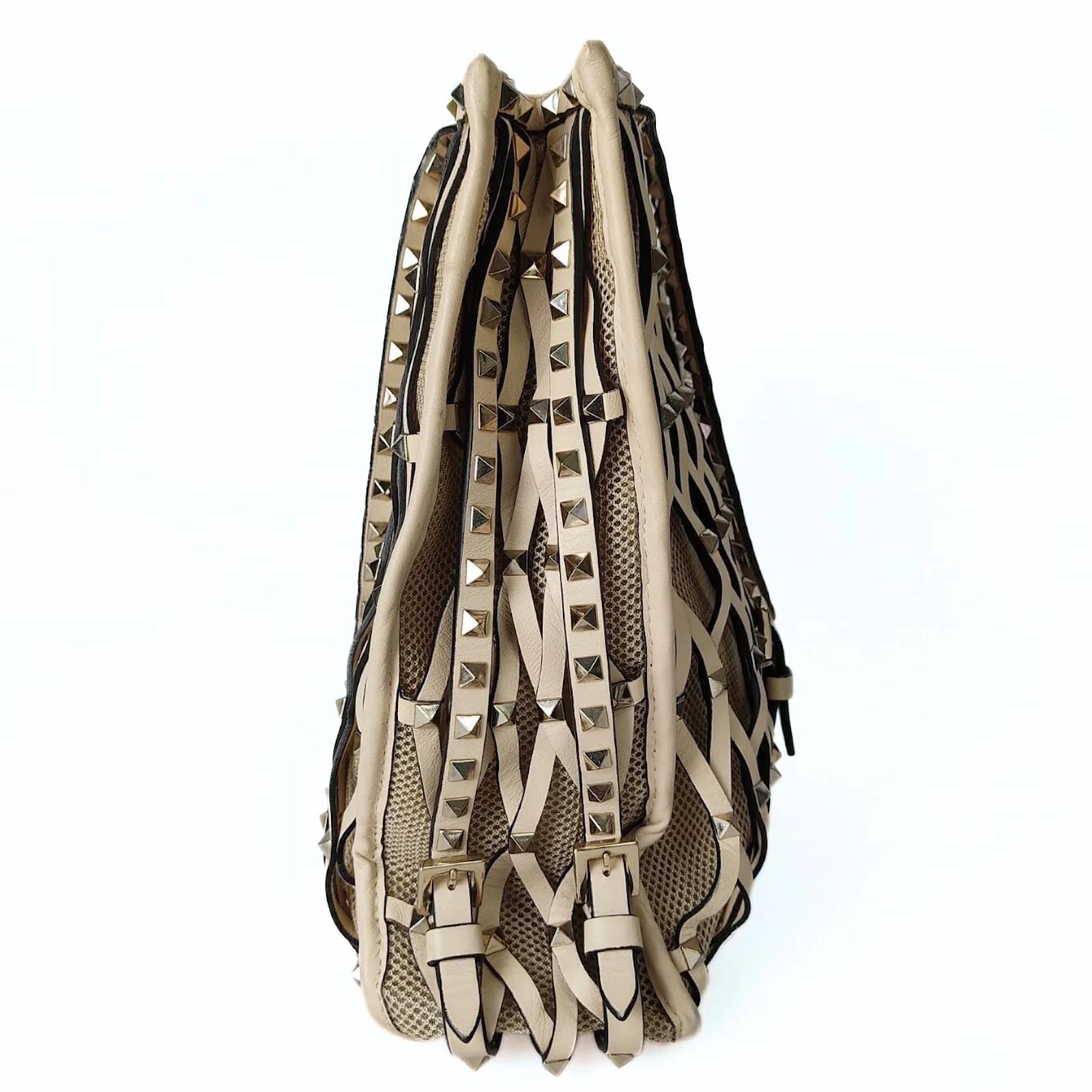 Valentino Sac cabas Valentino Rockstud en cuir beige ref.988517 - Joli Closet