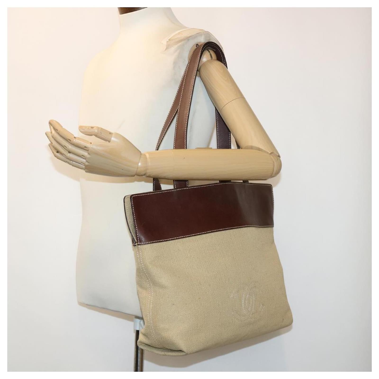 CHANEL Tote Bag Canvas Leather Beige CC Auth am4672 Cloth ref.992369 - Joli  Closet