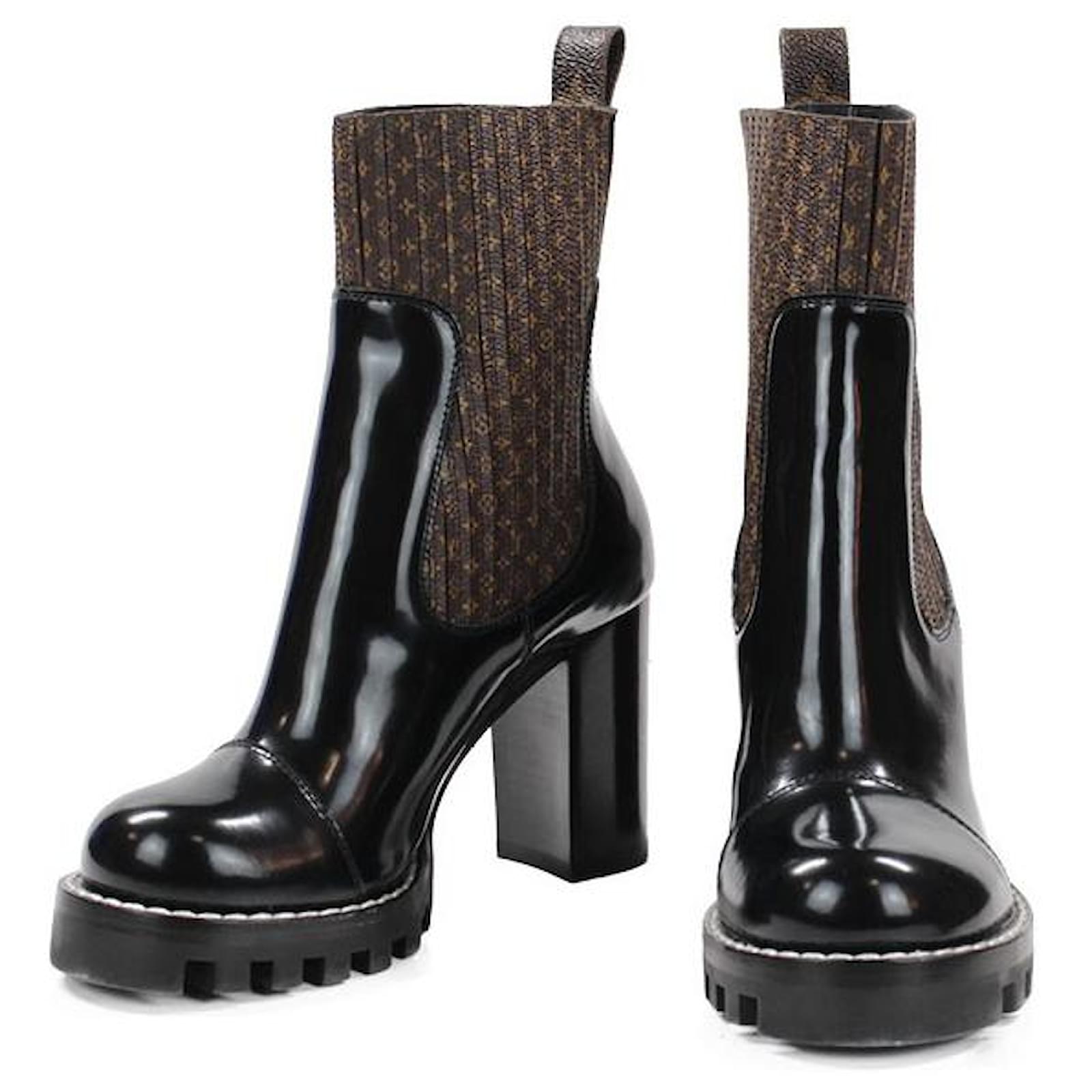 Louis Vuitton Star Trail Chelsea Ankle Bootie