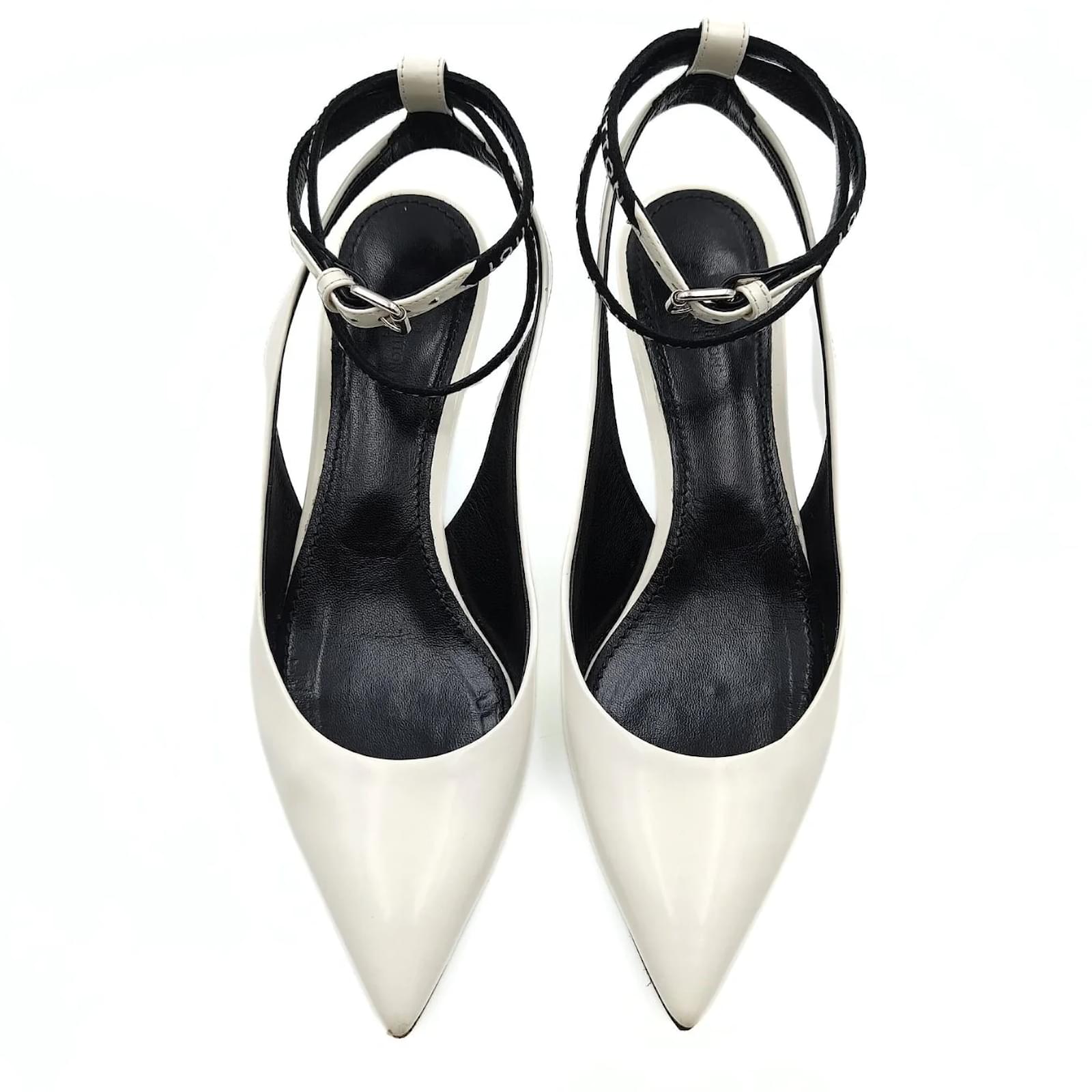Louis Vuitton Zapatos de salón de mujer Louis Vuitton en piel blanca (UE37)  Blanco Cuero ref.996131 - Joli Closet