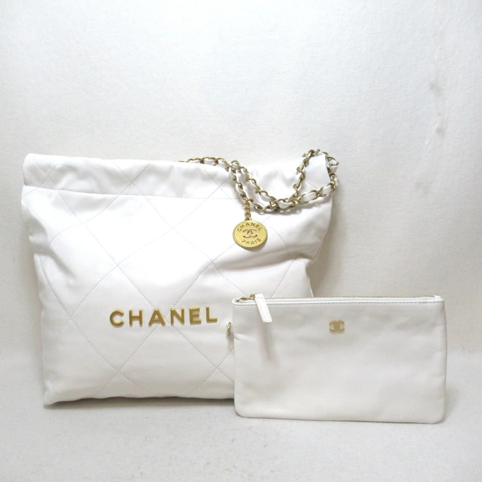Chanel White Leather Large 22 Hobo Bag Chanel