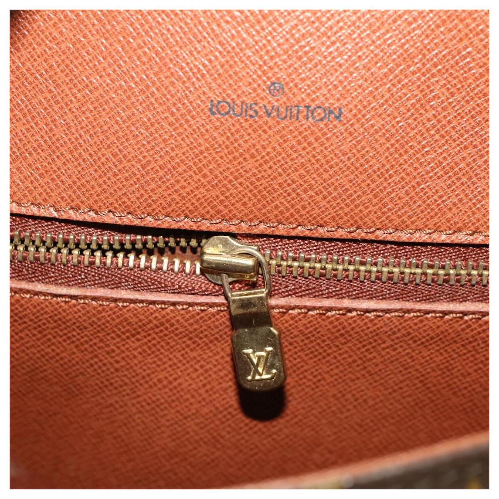 Louis Vuitton Monogram Saint Cloud GM Shoulder Bag M51242 LV Auth yk6448