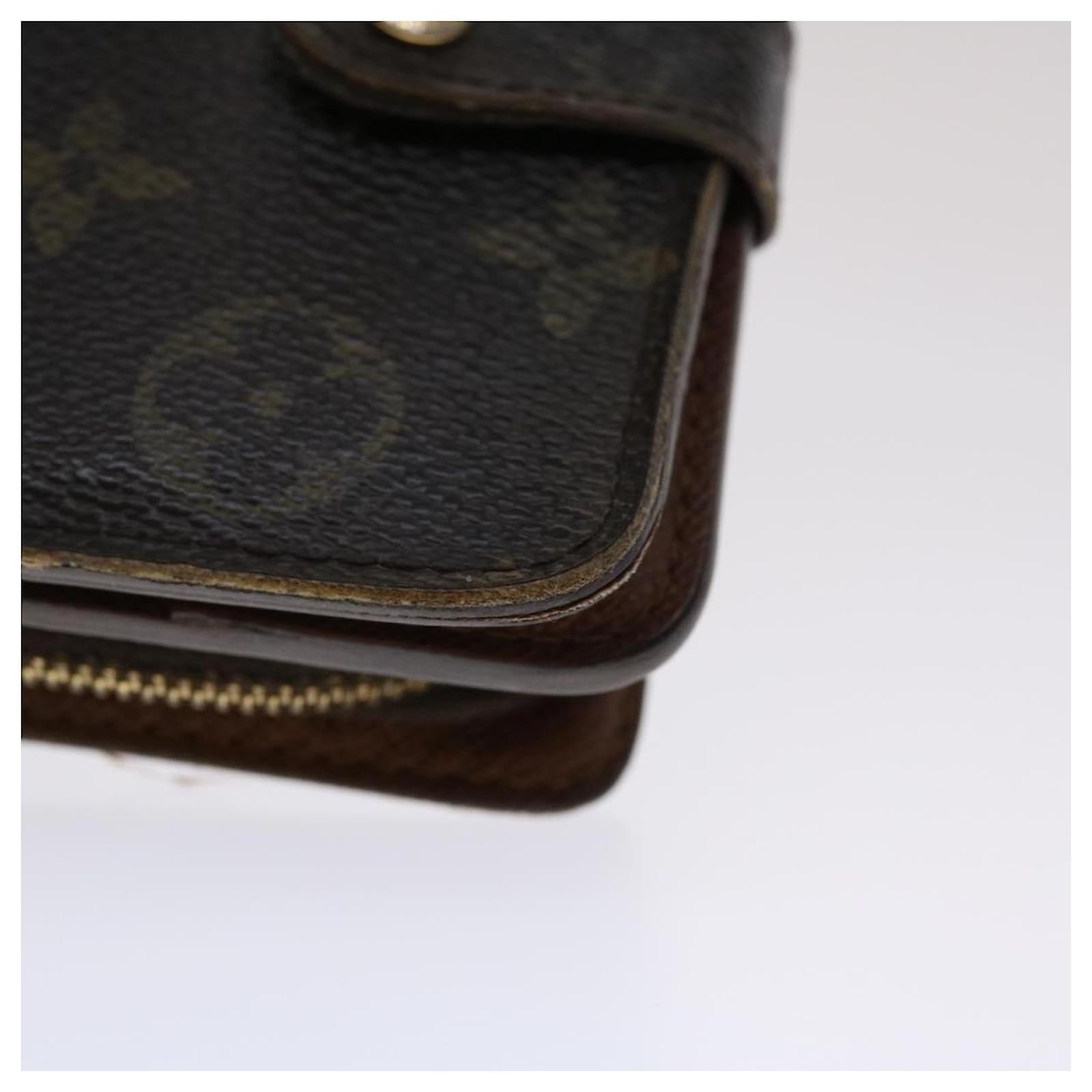 LOUIS VUITTON Monogram Compact zip Wallet M61667 LV Auth yk7351