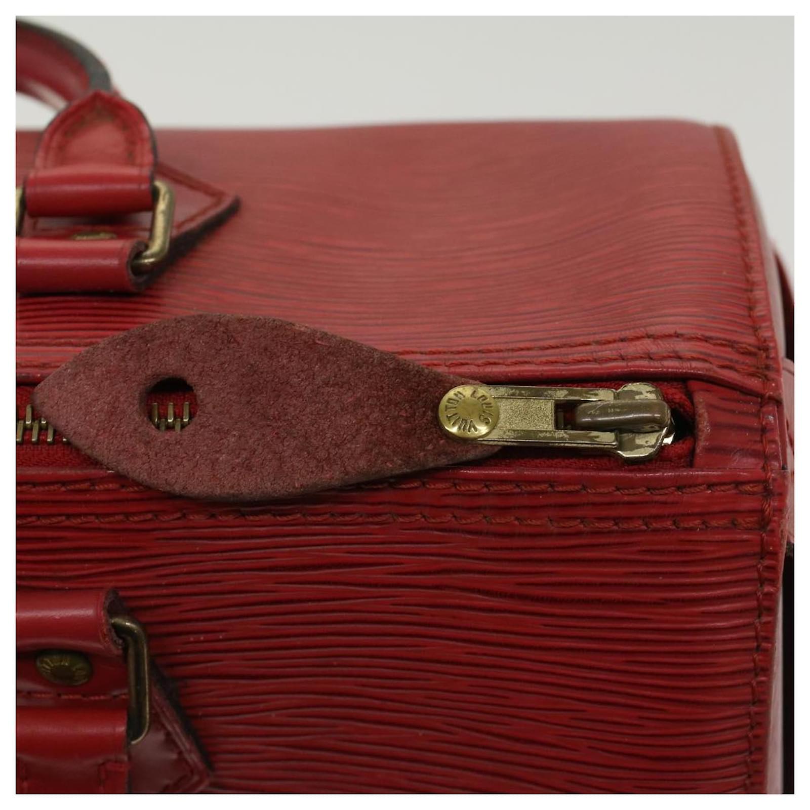 Louis Vuitton Epi Speedy 30 Hand Bag Red M43007 LV Auth 47642 Leather  ref.997020 - Joli Closet