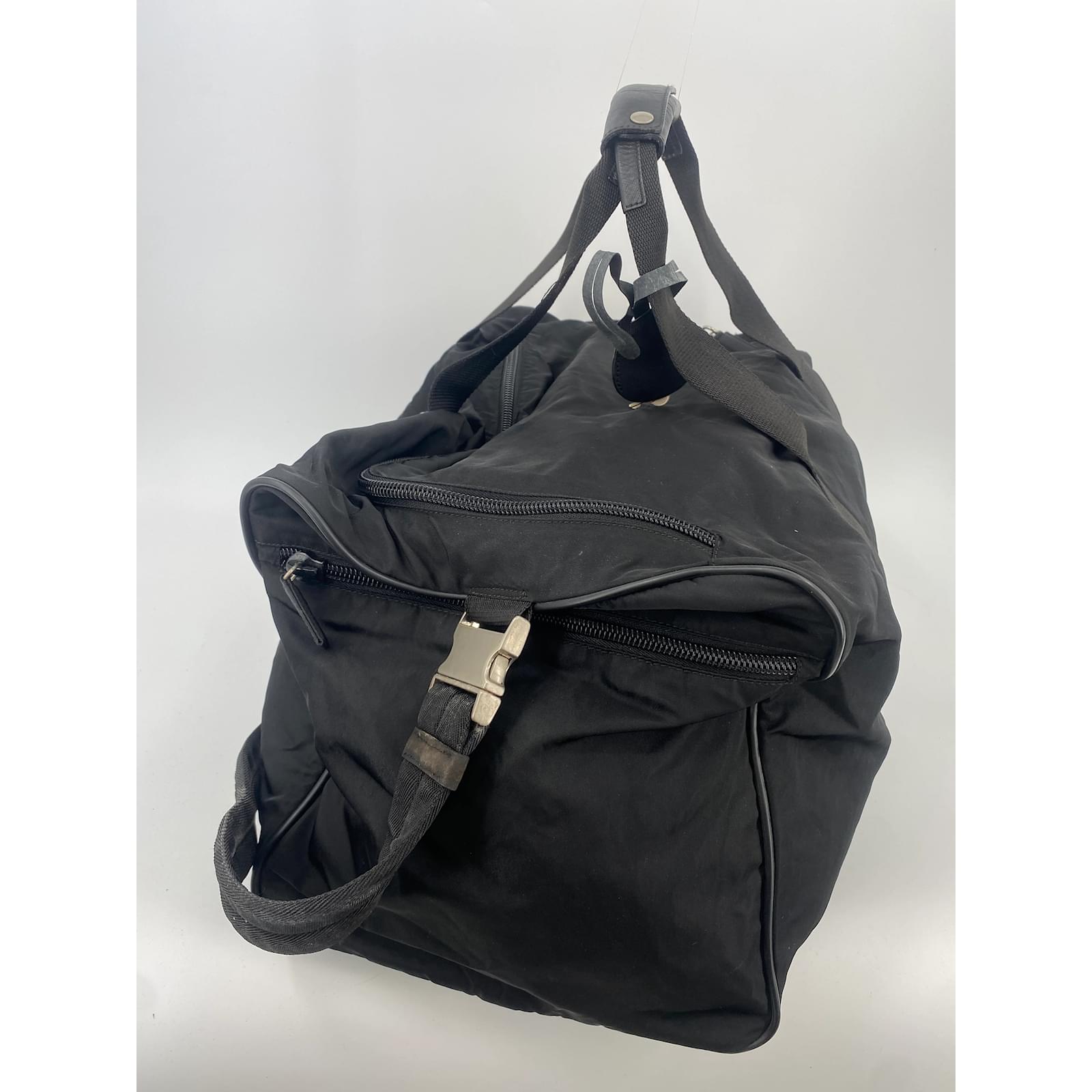 Black Prada Nylon Boston Bag ref.997078 - Joli Closet