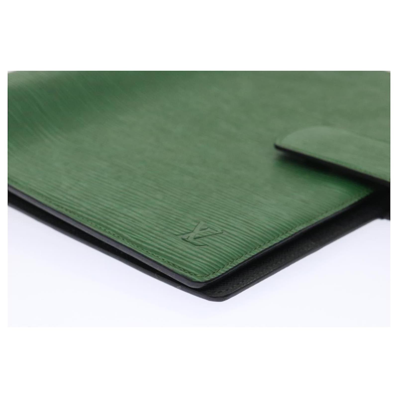 LOUIS VUITTON Epi Agenda GM Day Planner Cover Green LV Auth 47745
