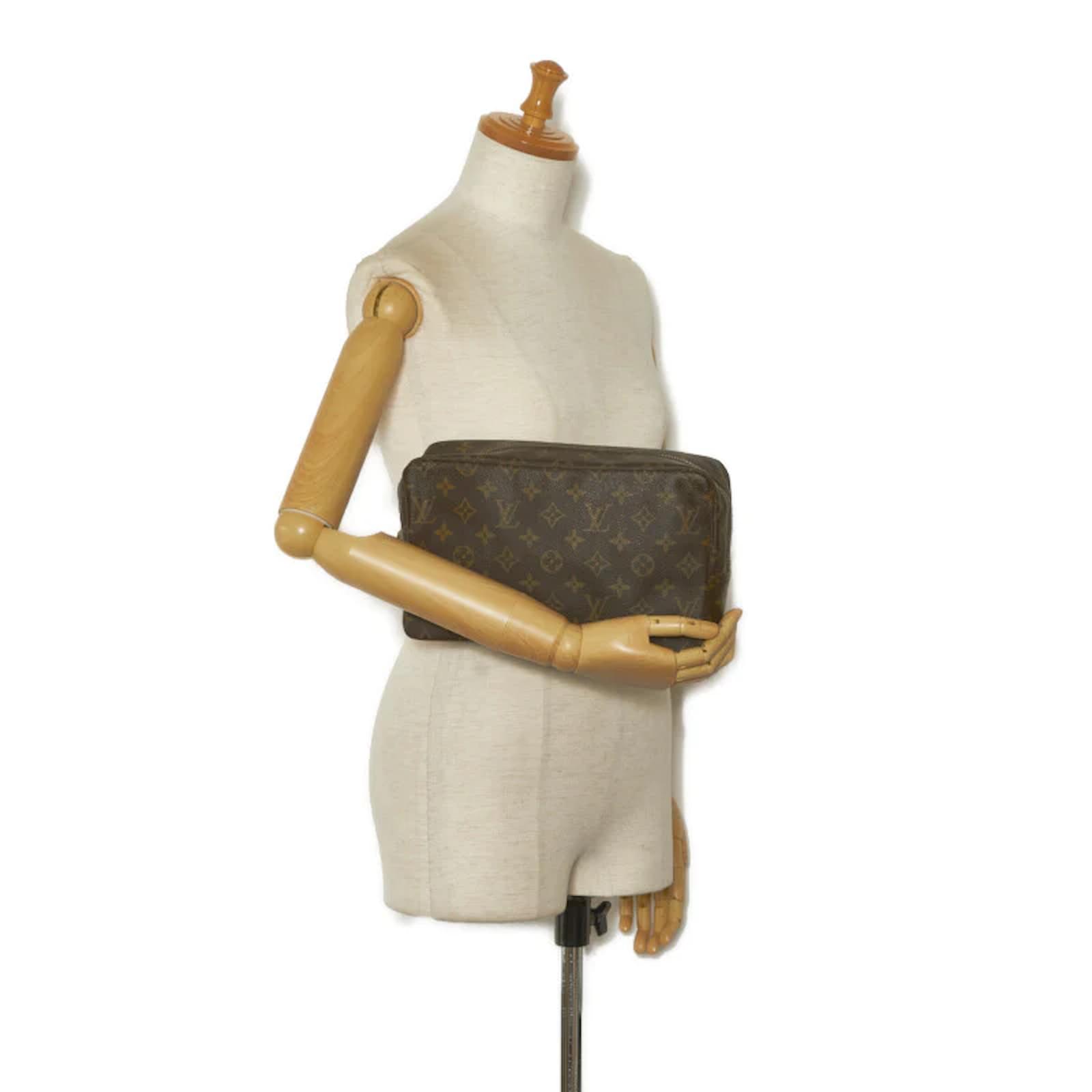 Louis Vuitton Monogram Trousse Toilette 28 M47522 Brown Cloth ref.999443 -  Joli Closet