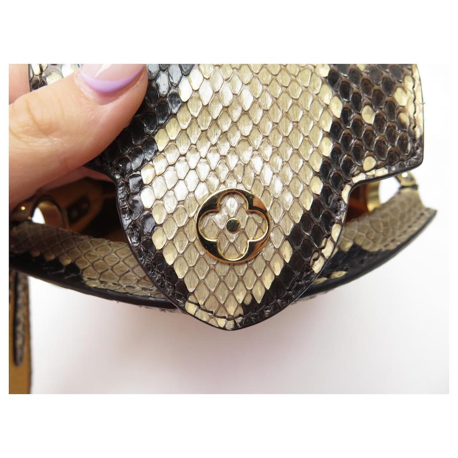 Handbags Louis Vuitton Louis Vuitton Capucines Mini Python Bandouliere HANDBAG81410 Handbag