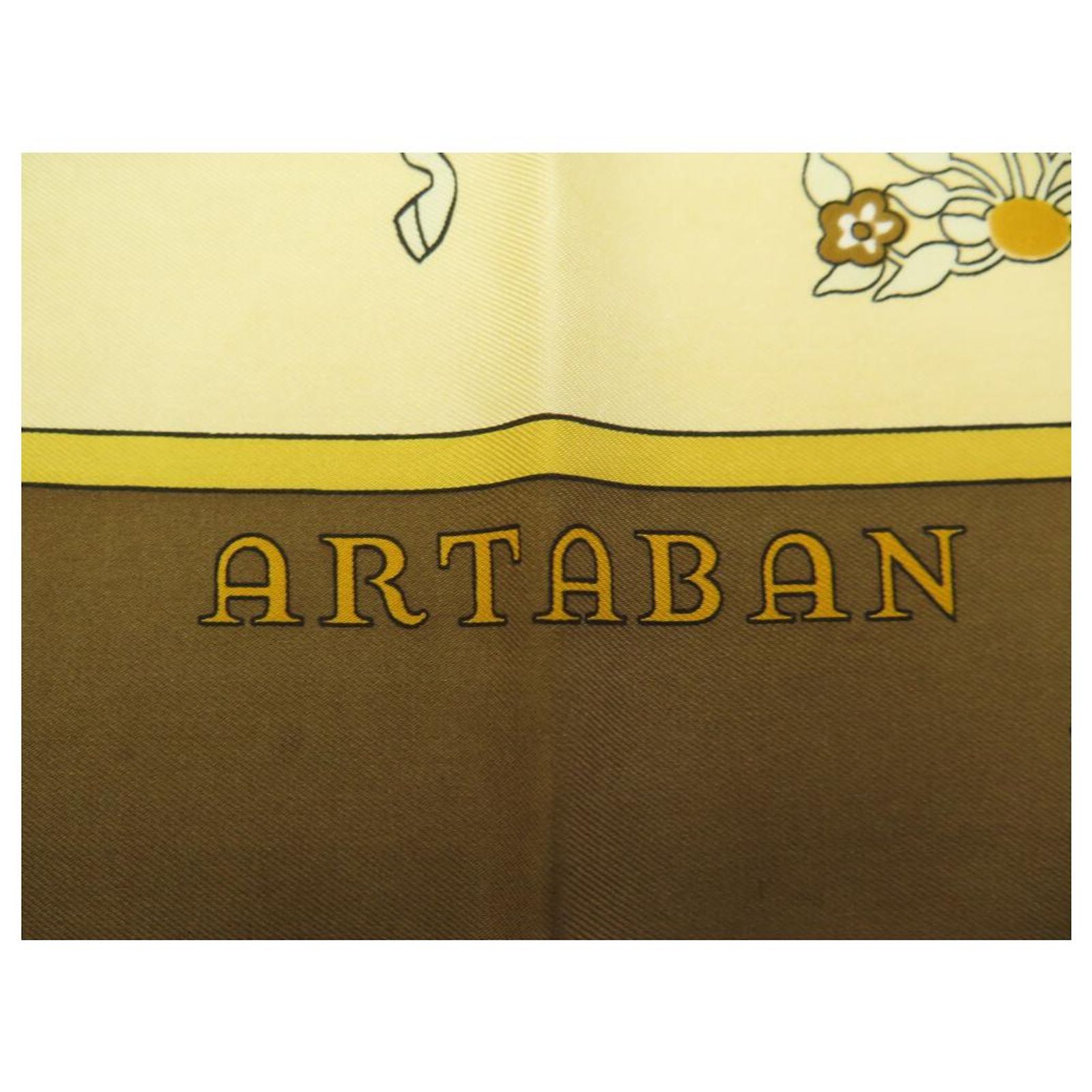 Foulard Hermès 100% Soie Artaban Par Pierre Peron 1973 - Dimensions 90x90 Cm, Occasion Bon état