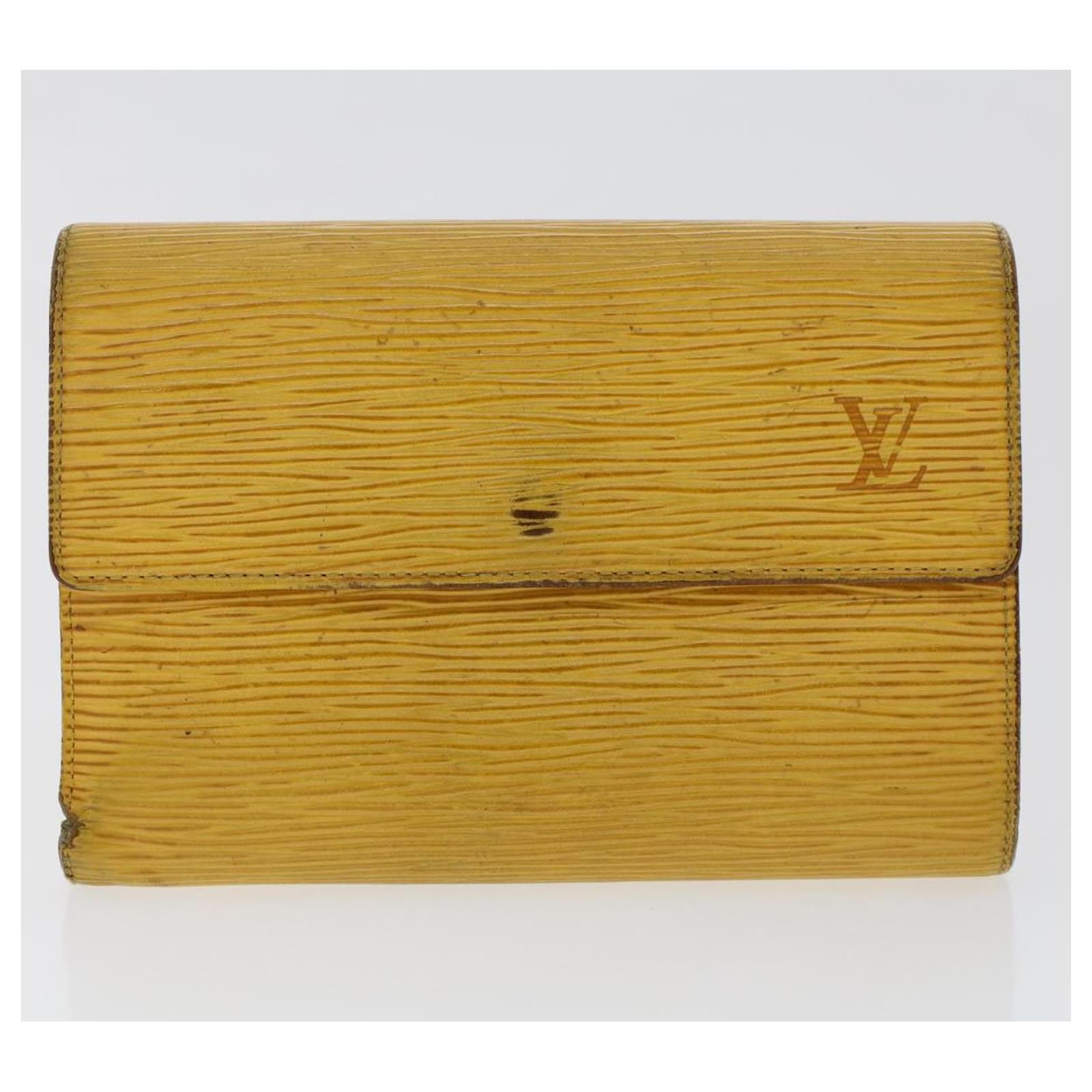 LOUIS VUITTON Monogram Epi Key Case Wallet 6Set Red Yellow Blue LV Auth  48346 Cloth ref.1011120 - Joli Closet