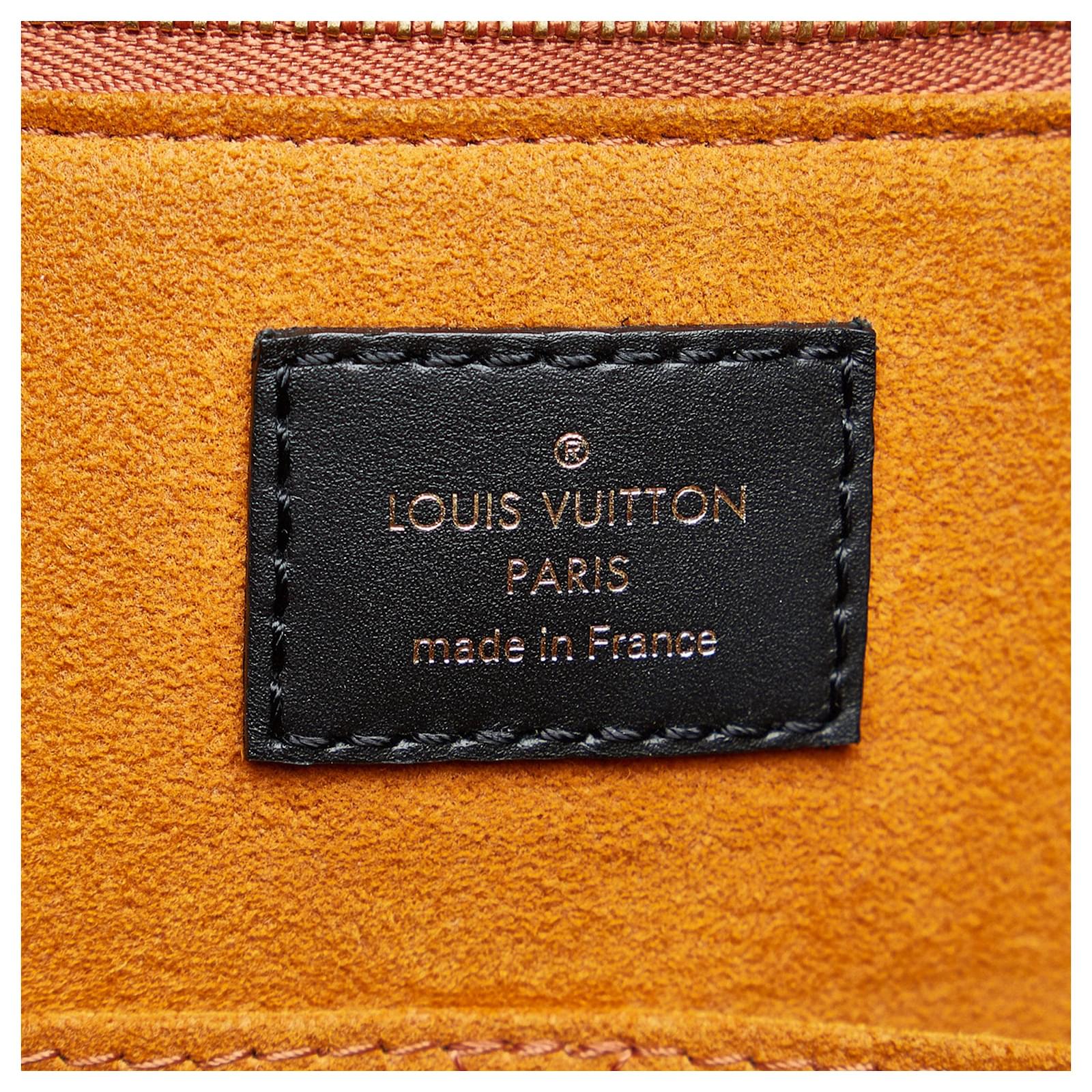 Louis Vuitton Black Monogram Empreinte Onthego Gm Leather ref.1011685 -  Joli Closet