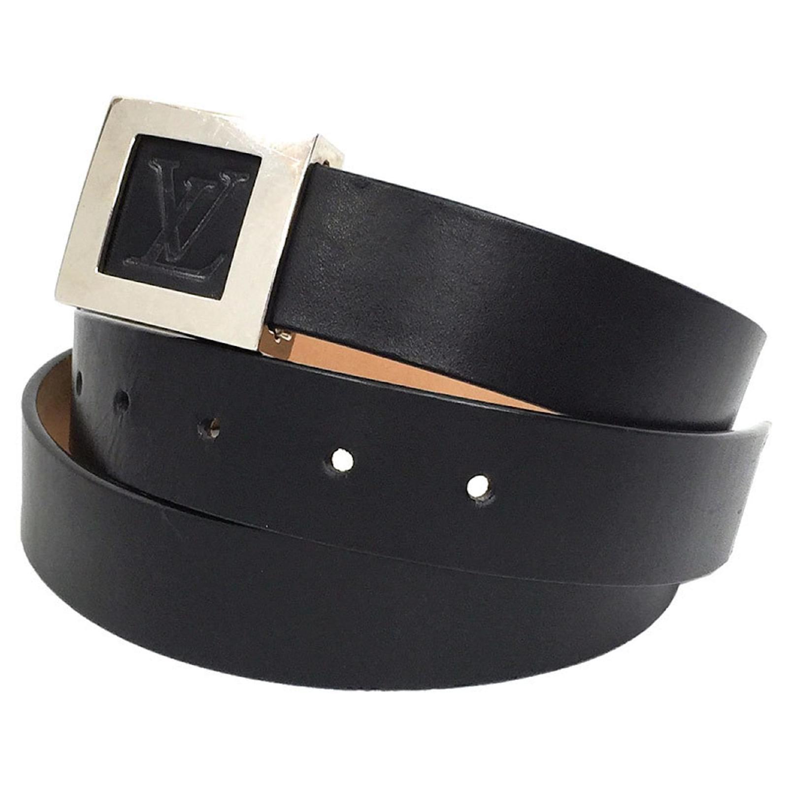 Louis Vuitton Black Leather ref.1012382 - Joli Closet
