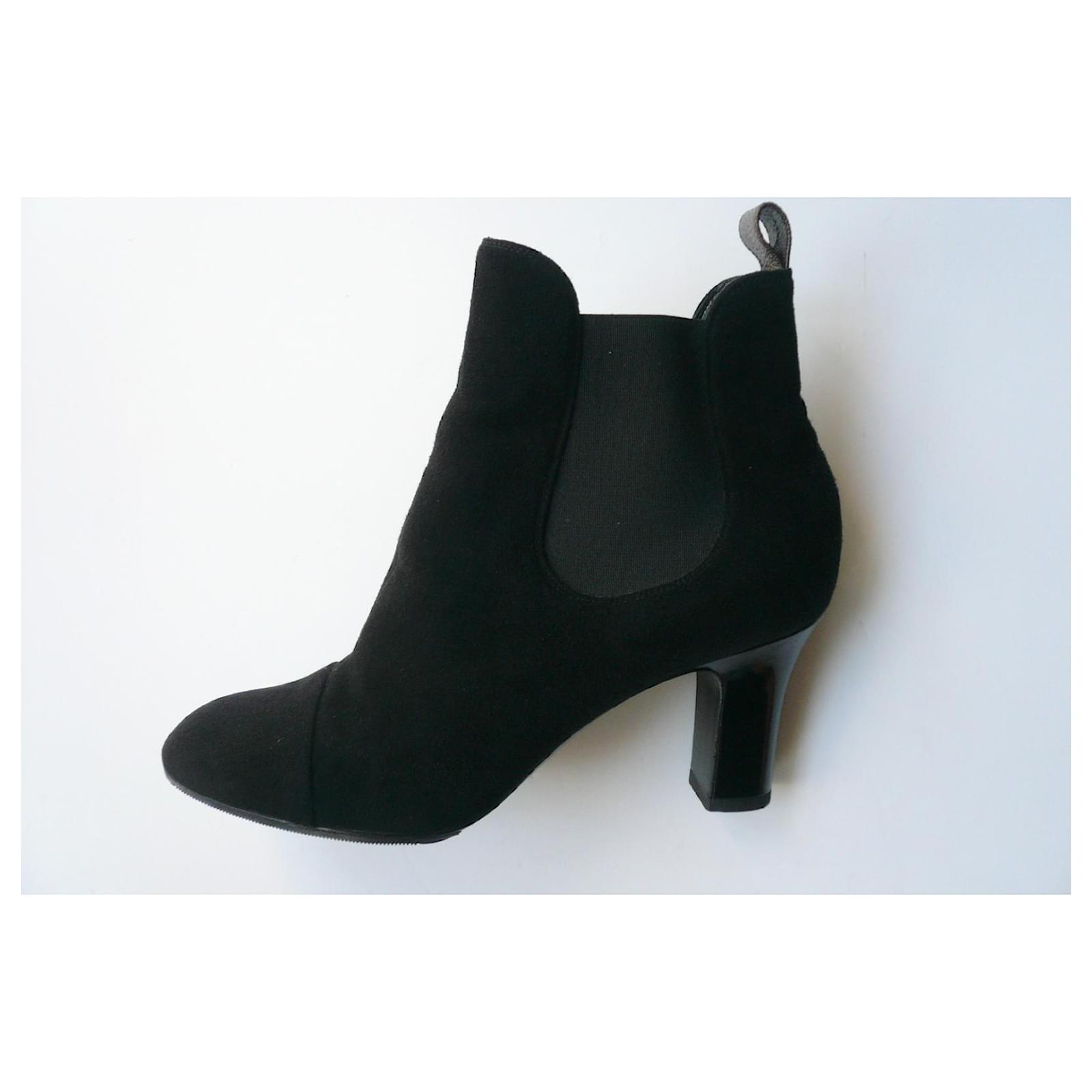 Louis Vuitton Uniformes Basic Ankle Boots