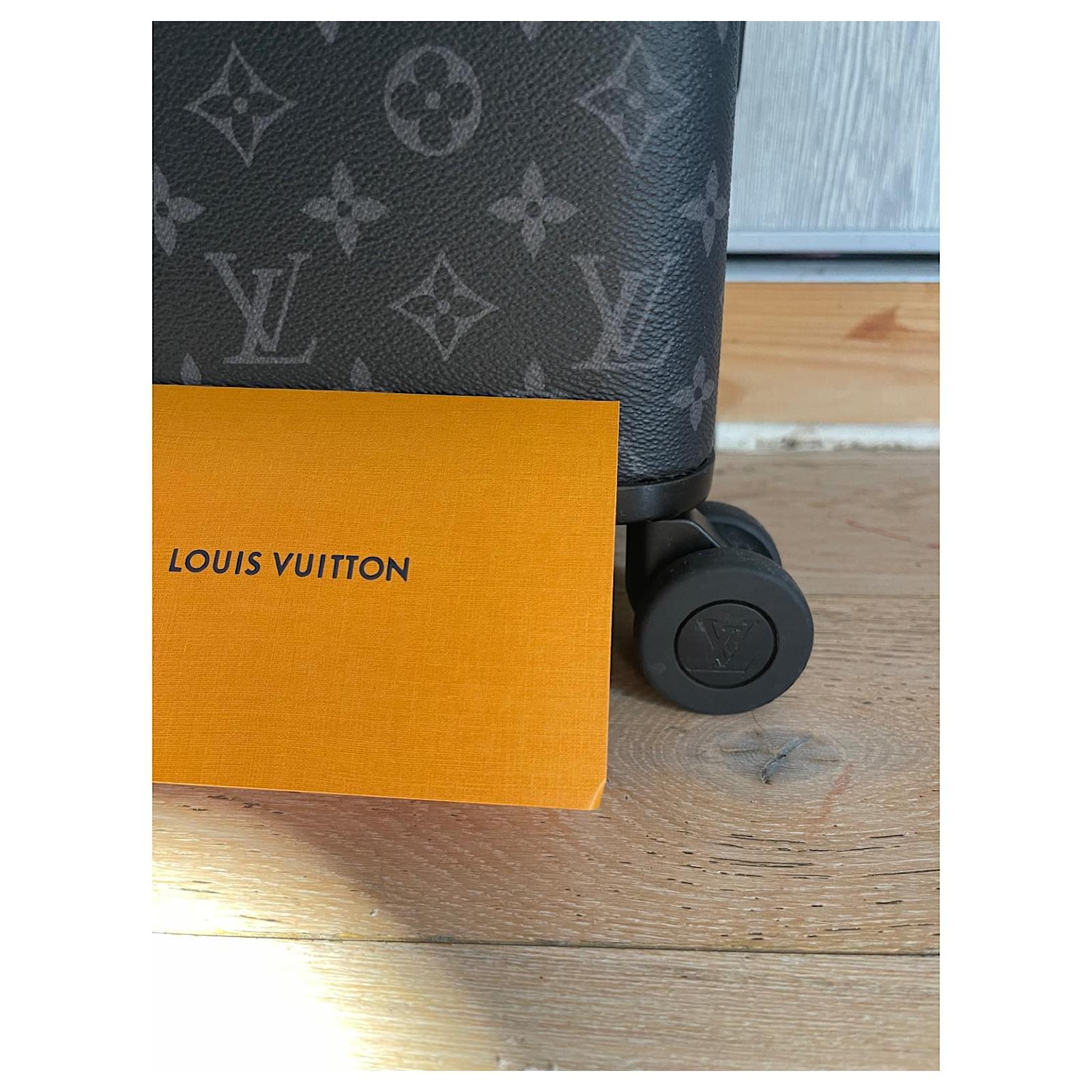 Louis Vuitton horizon 55 Black Cloth ref.1012585 - Joli Closet