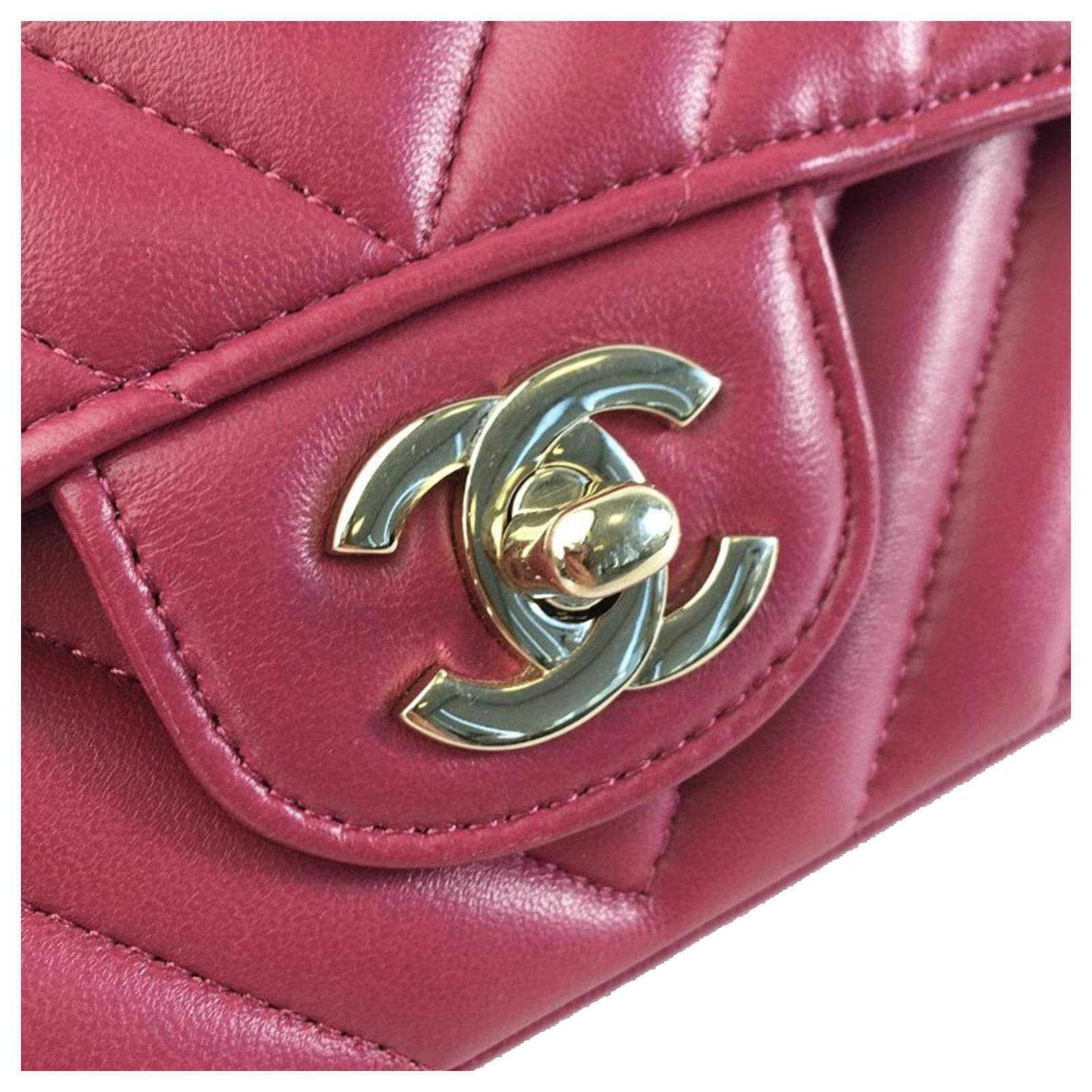 chanel mini patent leather purse