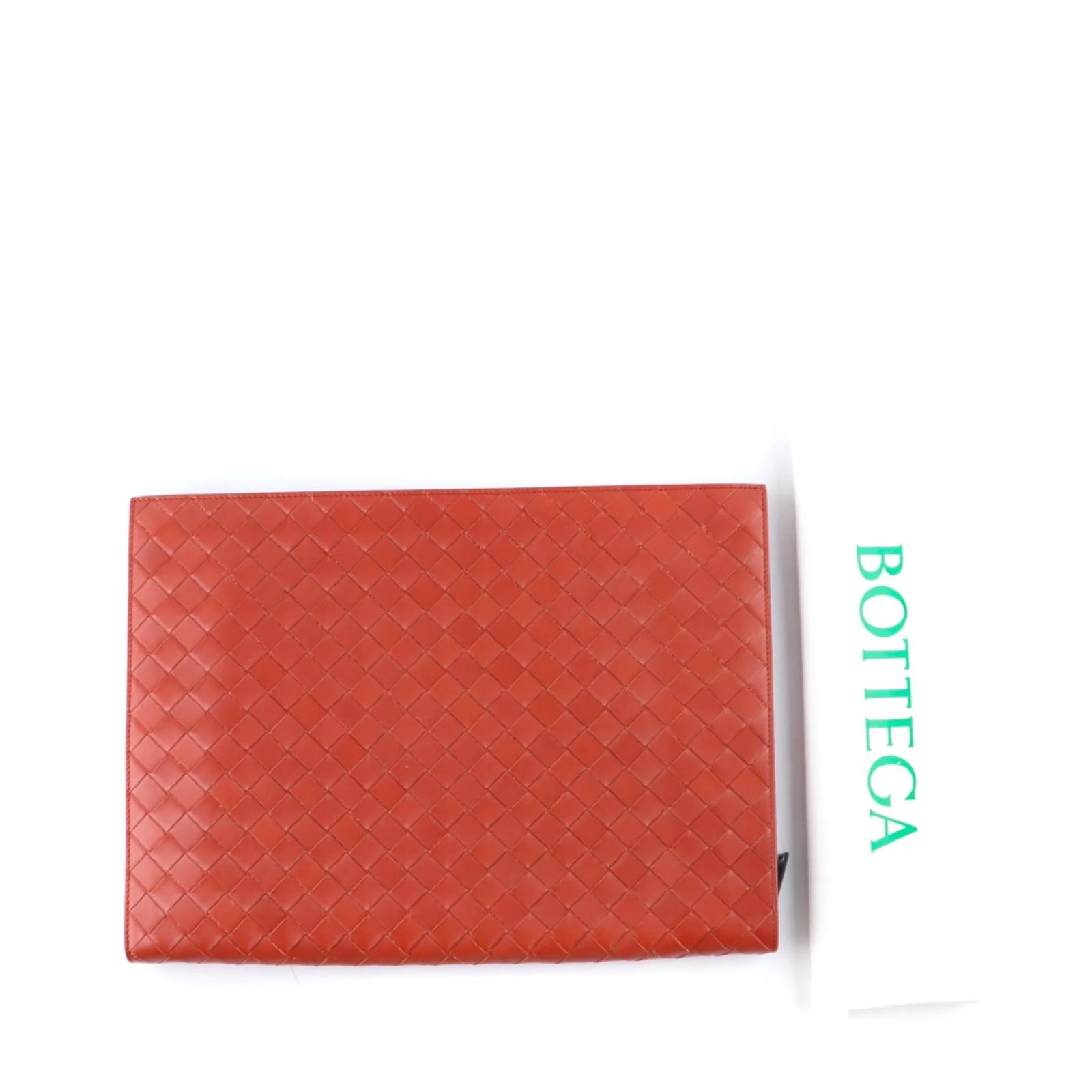 Bottega Veneta Men's Intrecciato Leather Pouch