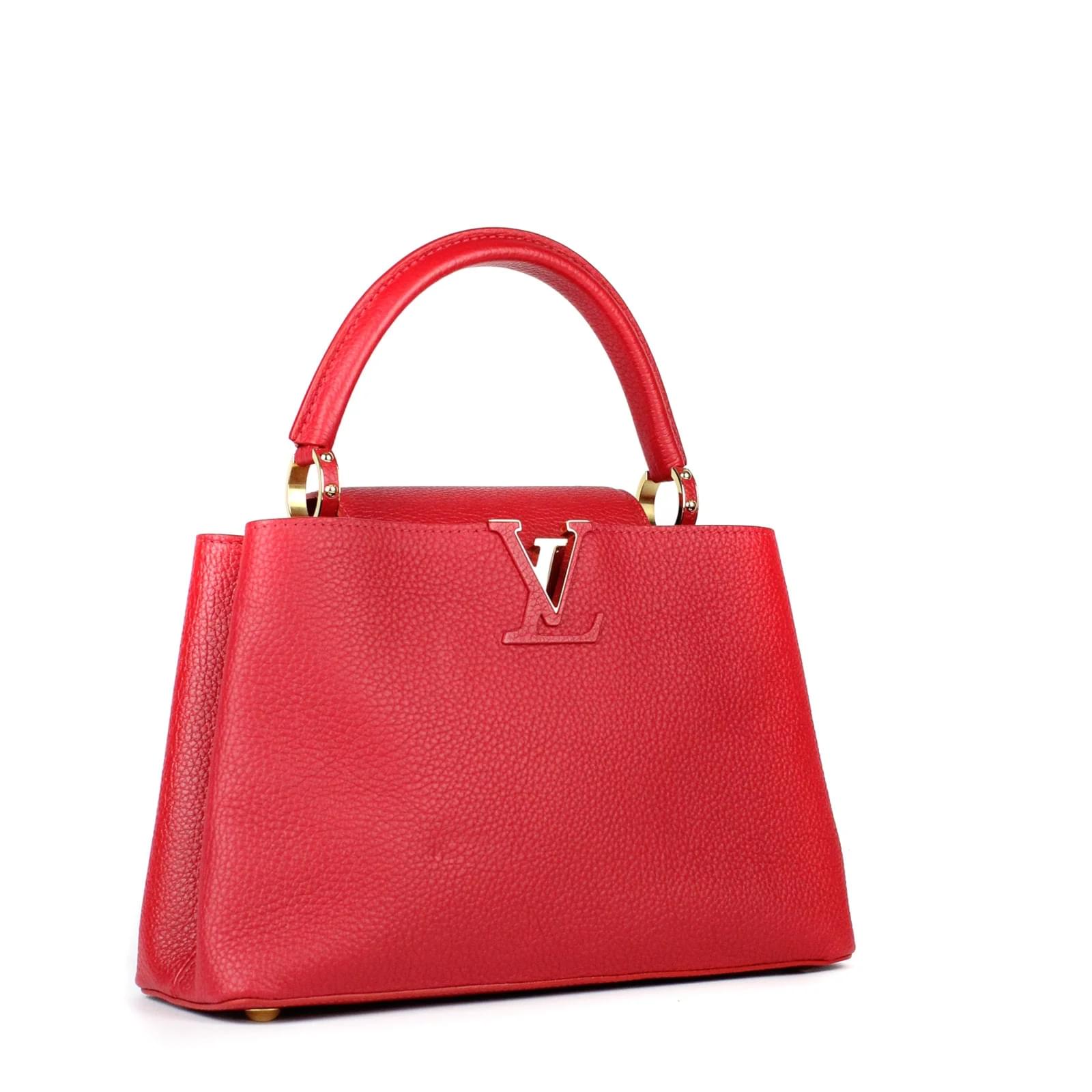 Louis Vuitton Capuchin Leather Shoulder Bag (pre-owned) in Red
