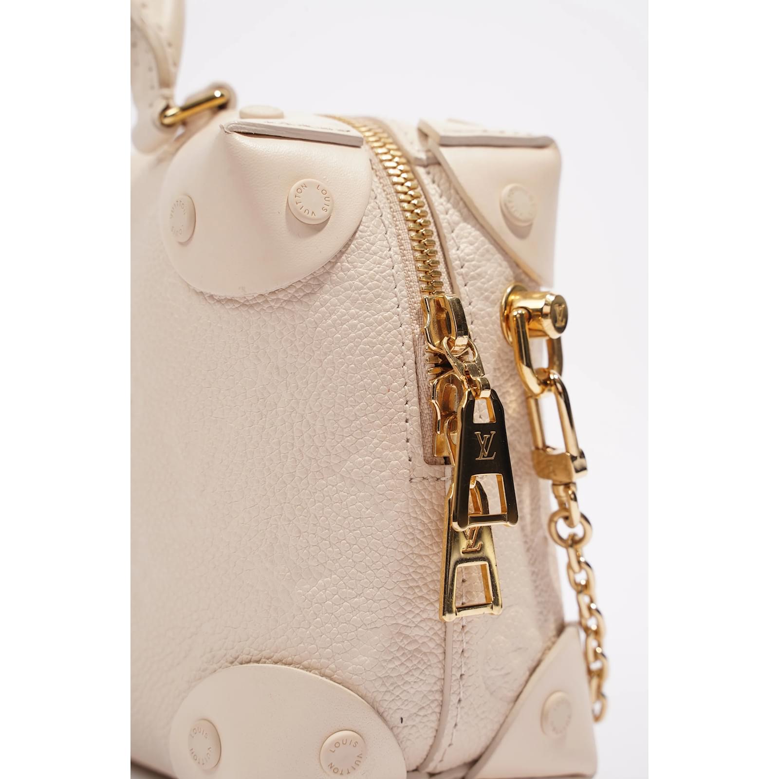 Louis Vuitton Malle Souple Empreinte Embossed White Leather ref